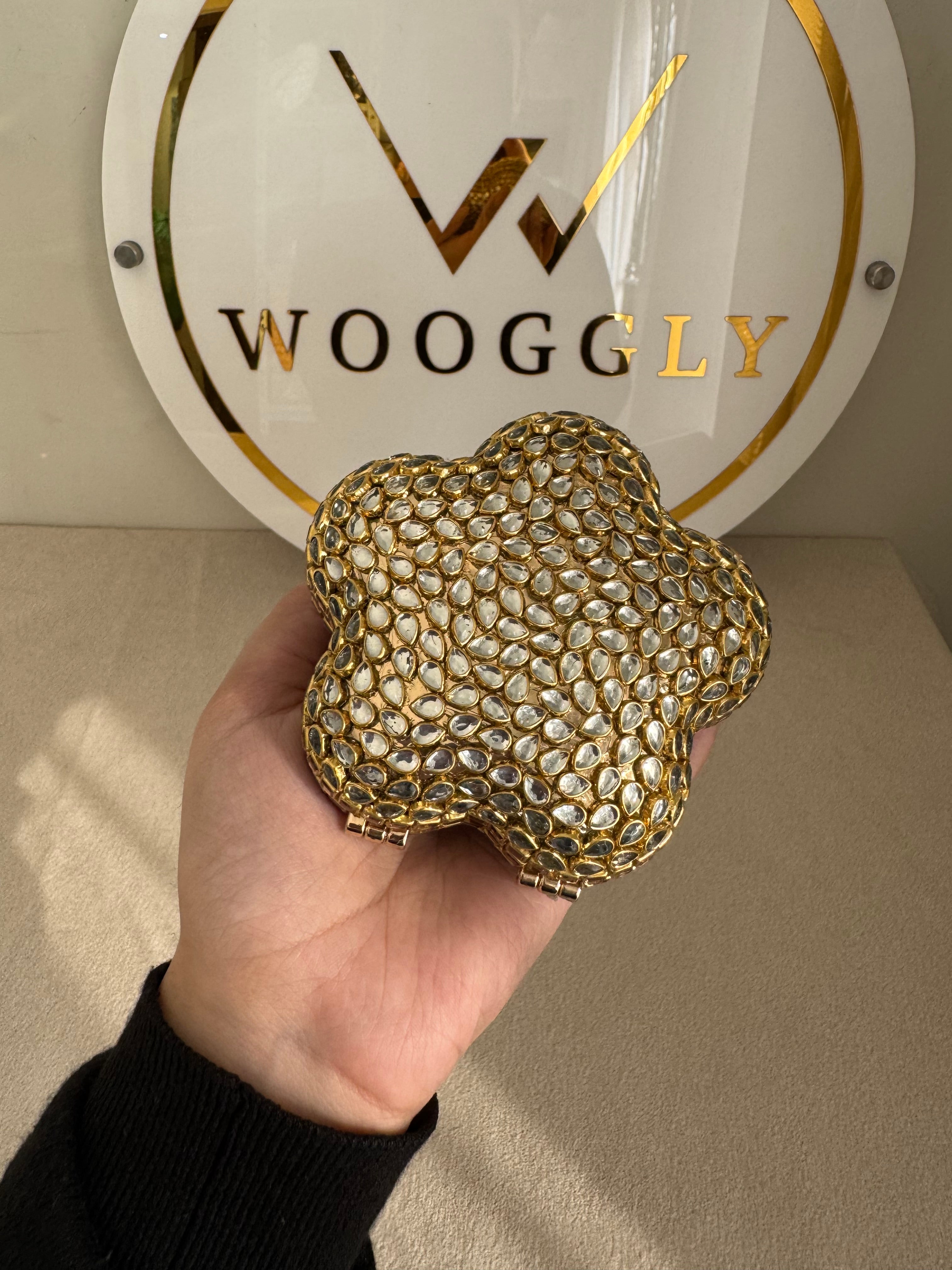 Kundan Star Clutch - Gold with Chain