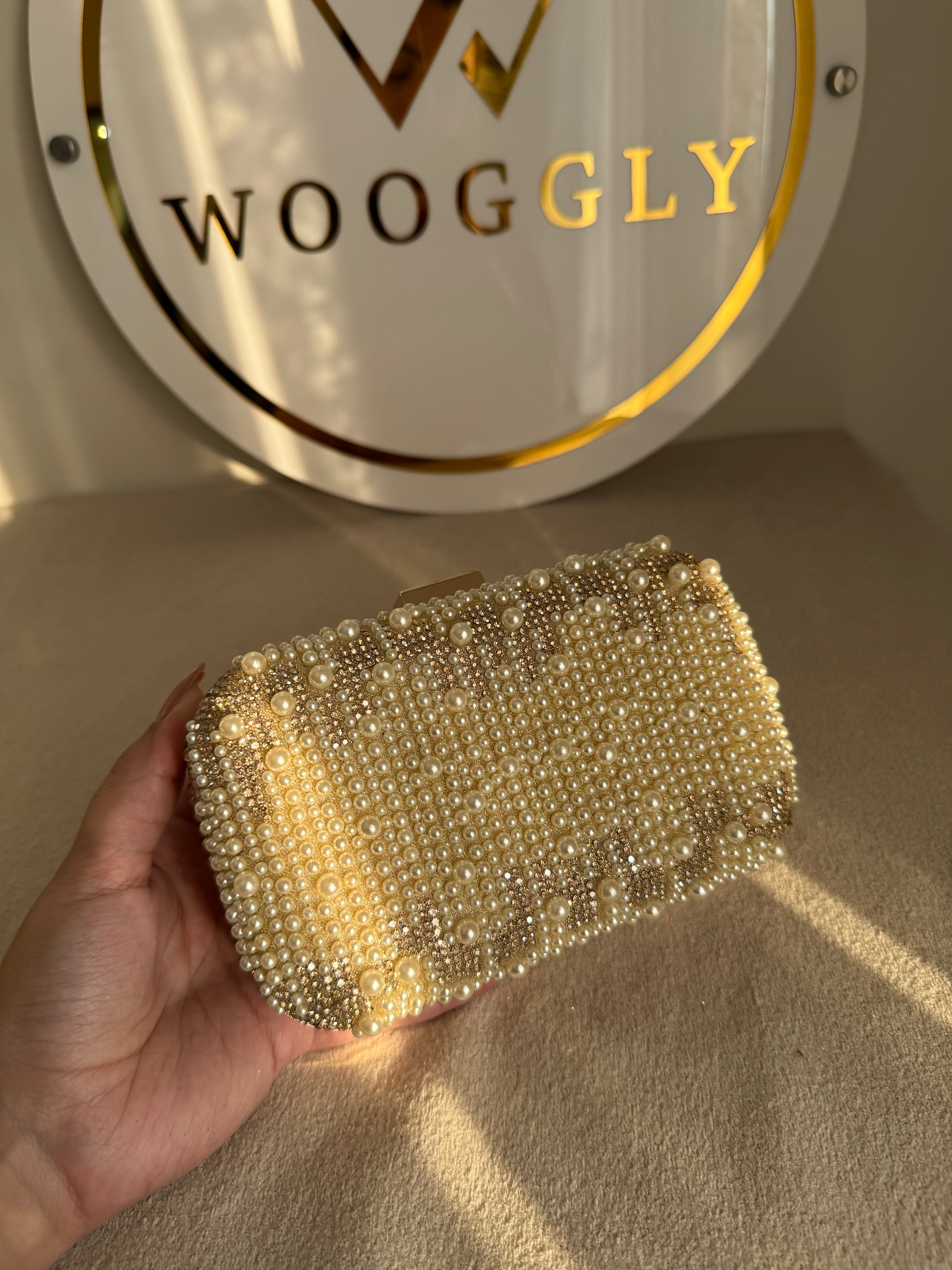 Regal Pearl Clutch