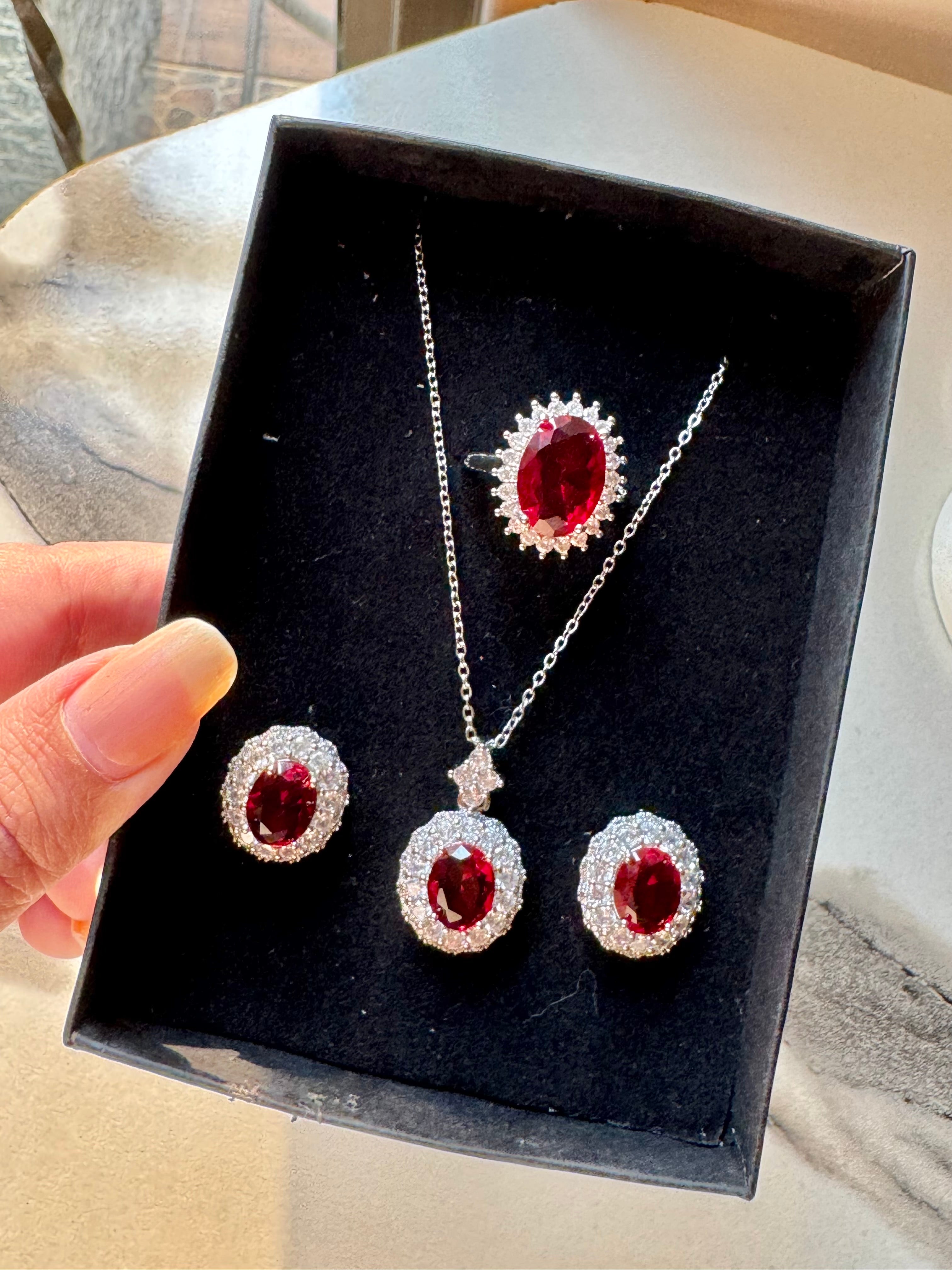 Magenta Pink Set with Ring