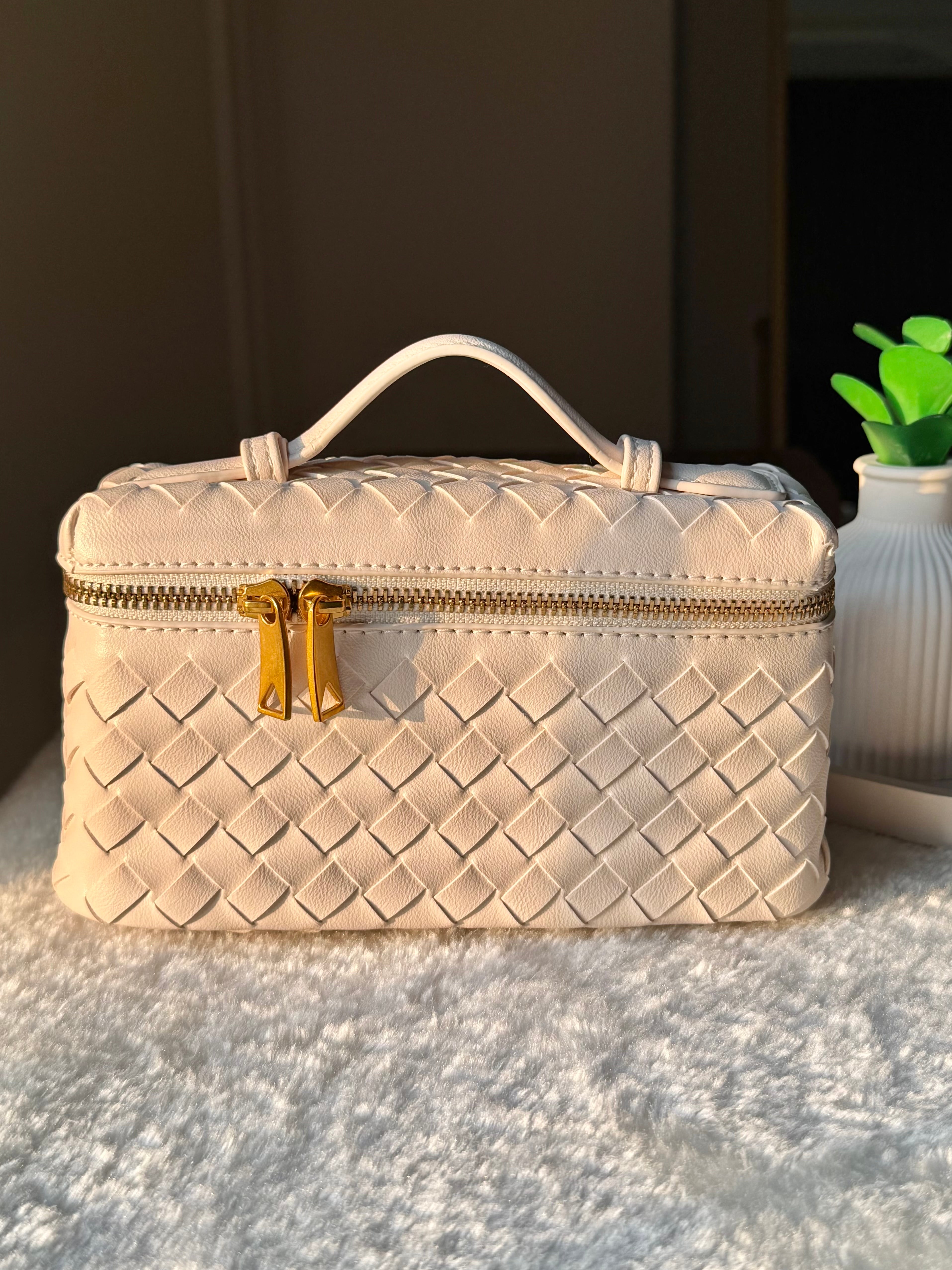 JW Pie Woven Bag with Long Strap (Cream)