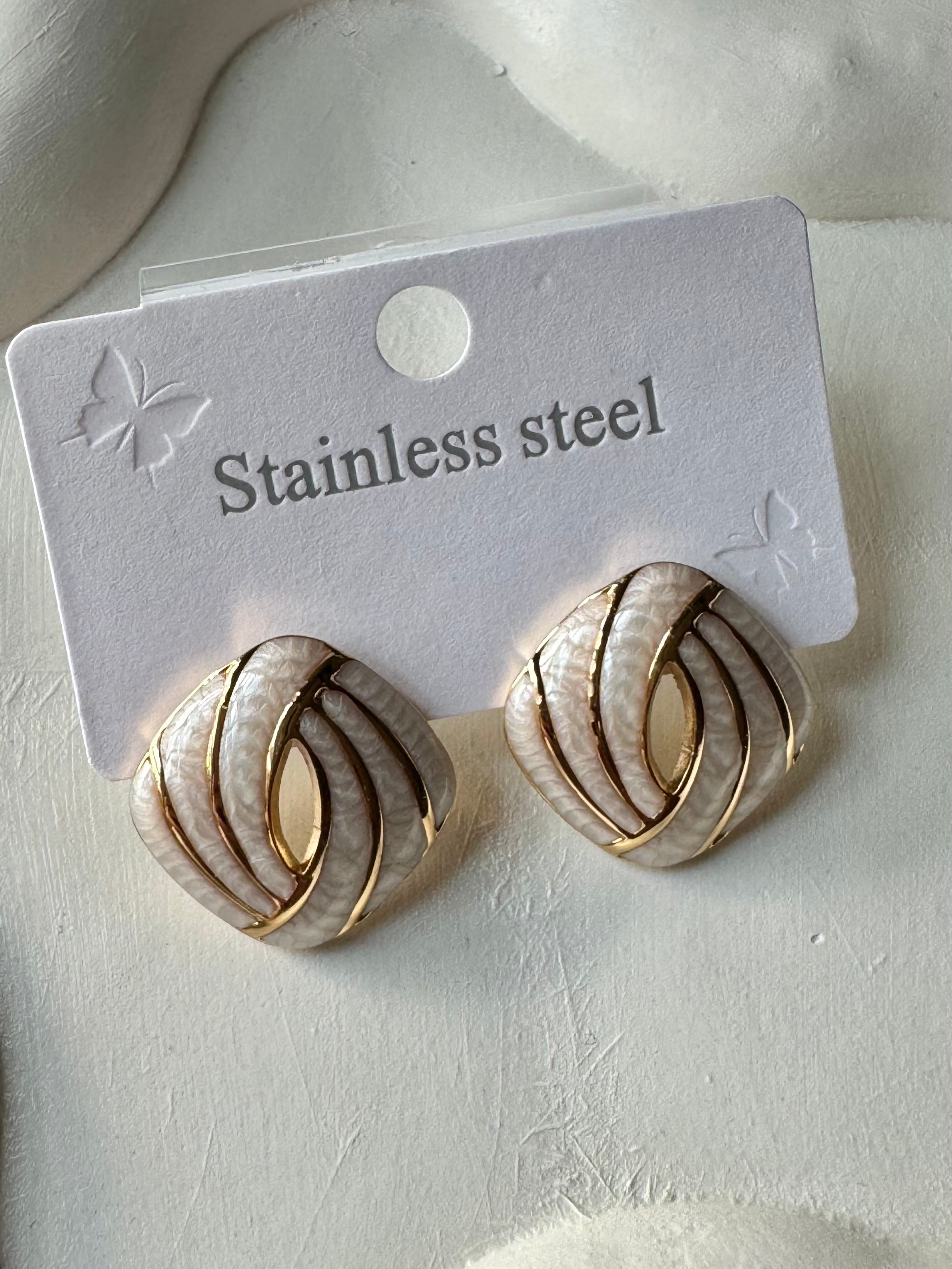Velvet Edge Studs - White & Gold