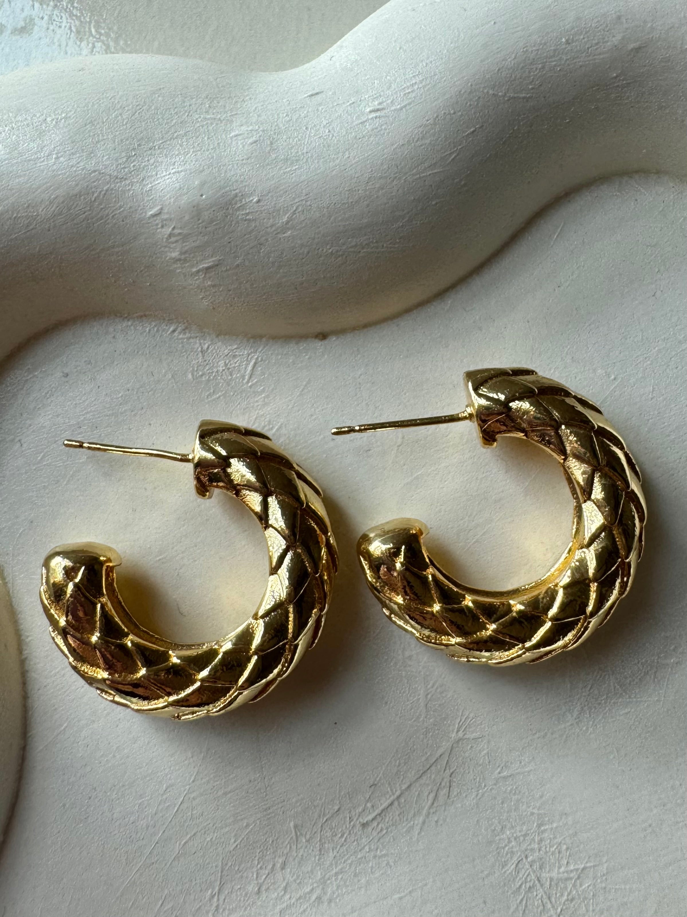 Looped Lux - 18K Gold Plated