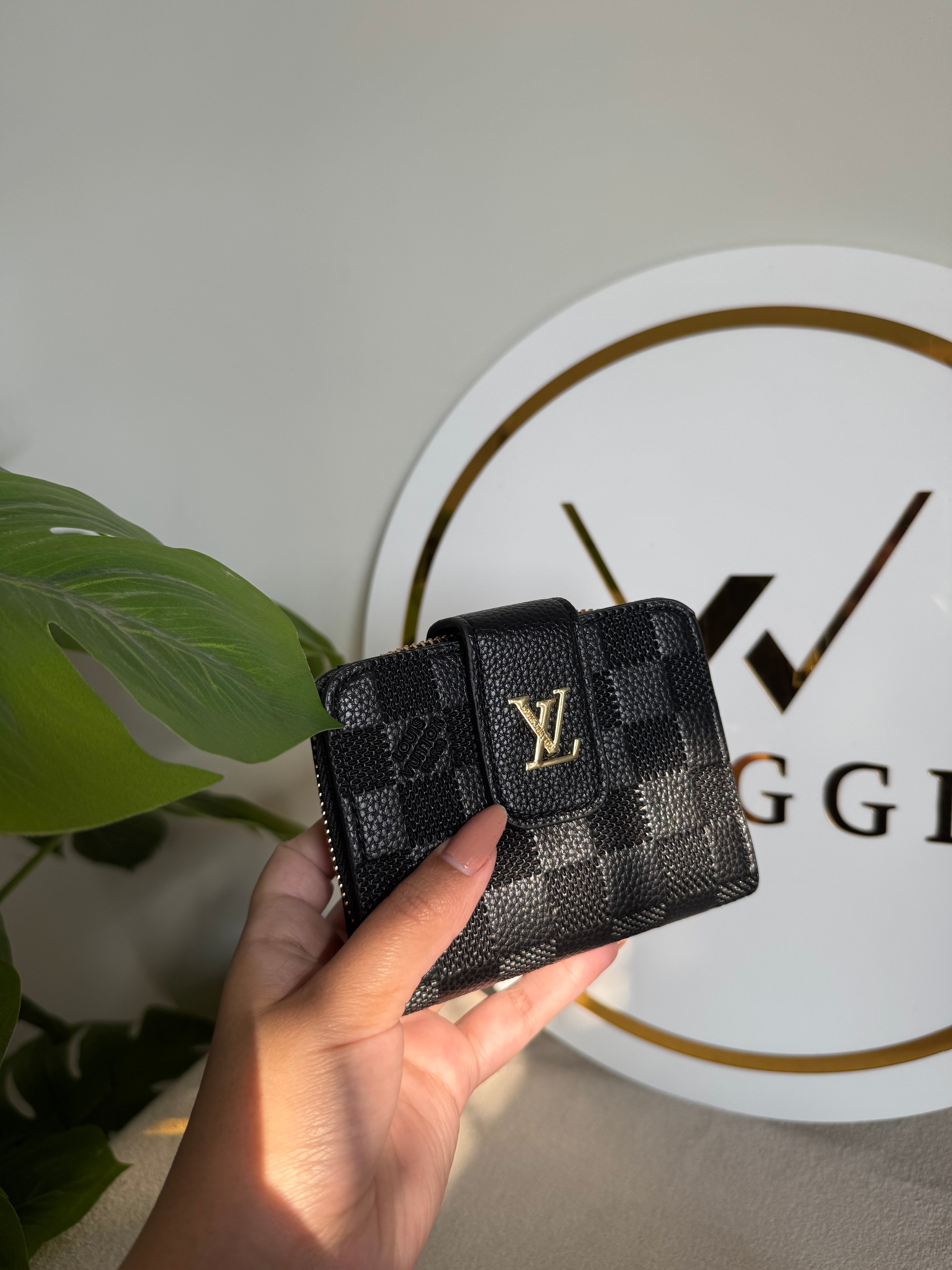 Premium LV Wallet - Box Packing