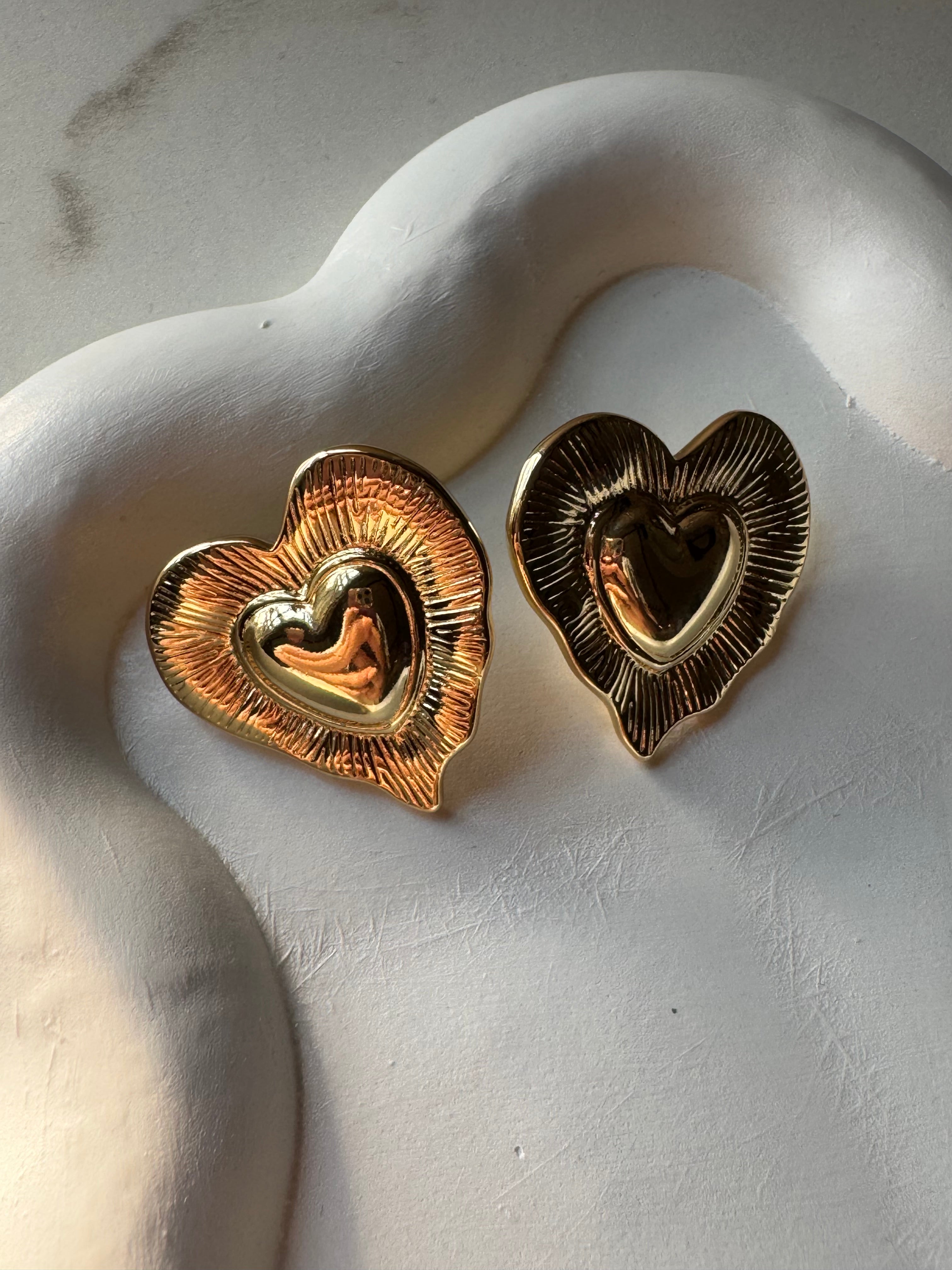 Heart Studs - 18K Gold Plated