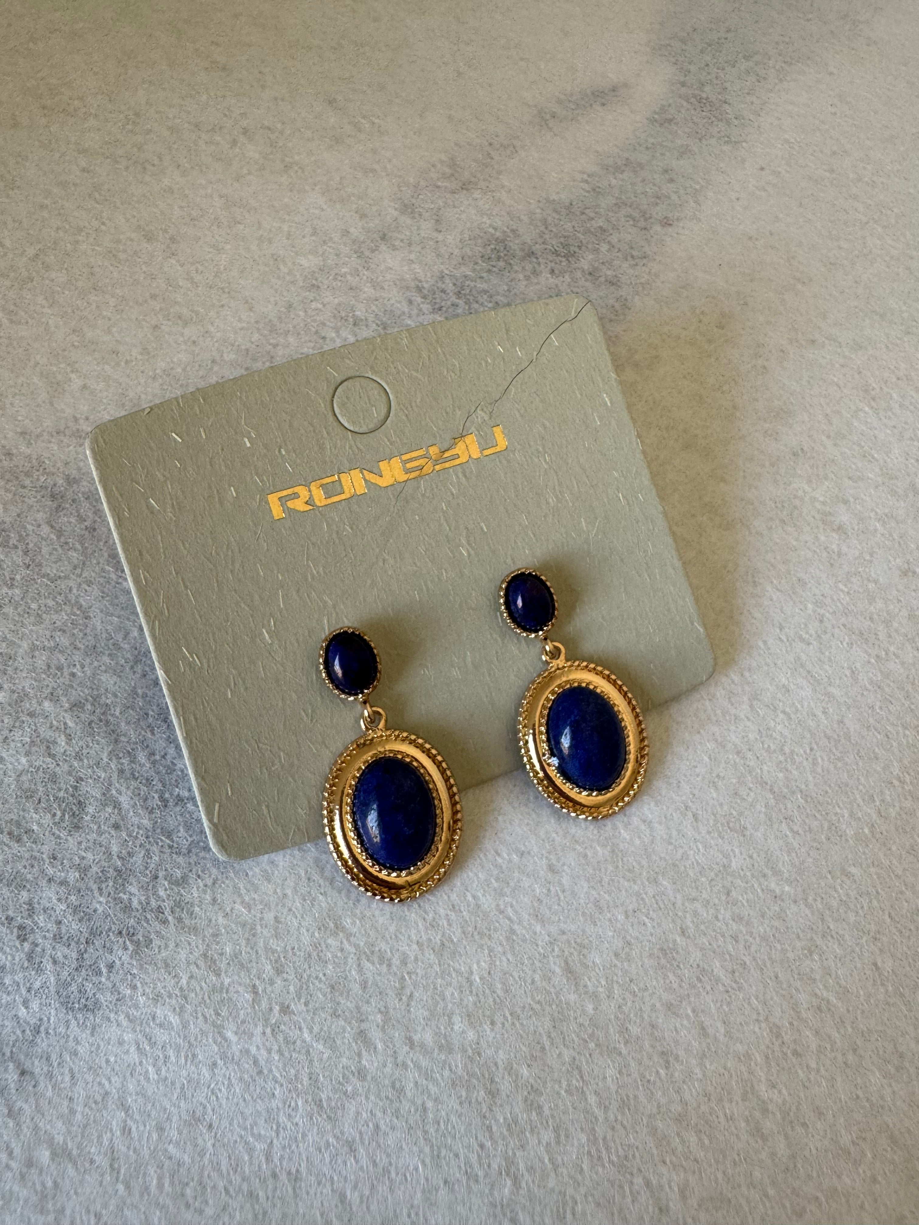 Saphire Gleam Earrings