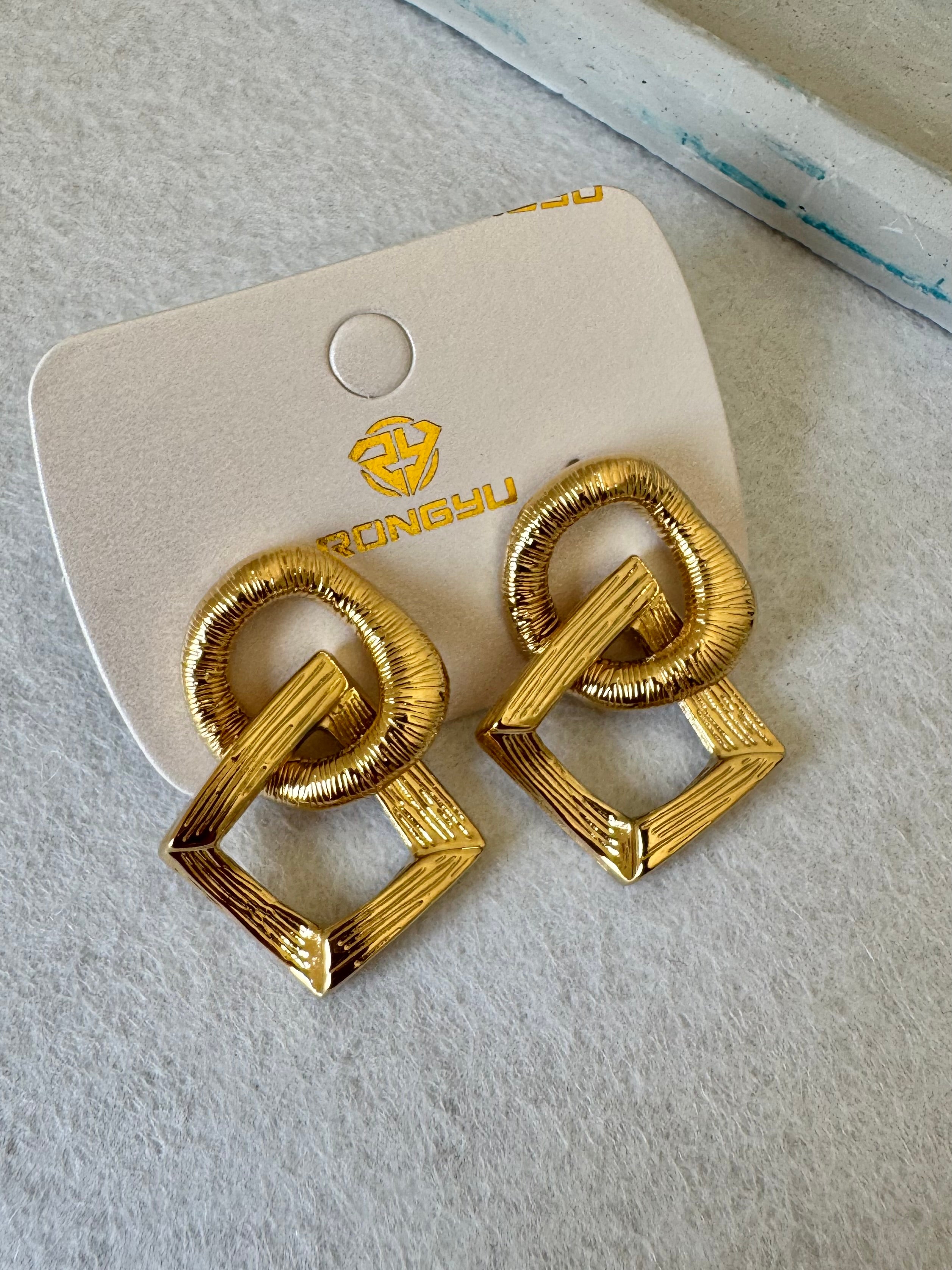 Ethereal Glitz Earrings - 18K Gold Plated