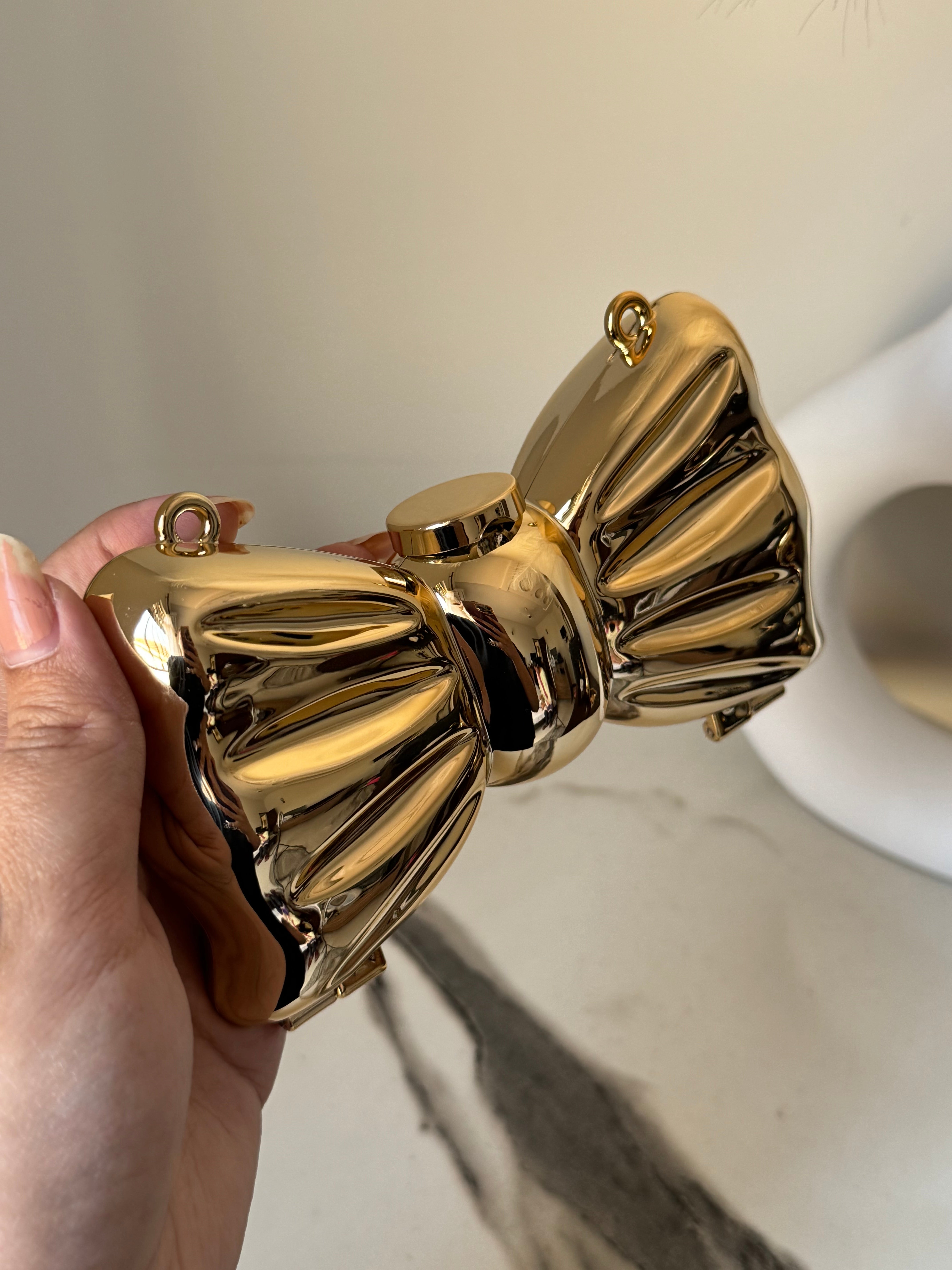 Bow Clutch - Gold with Chain