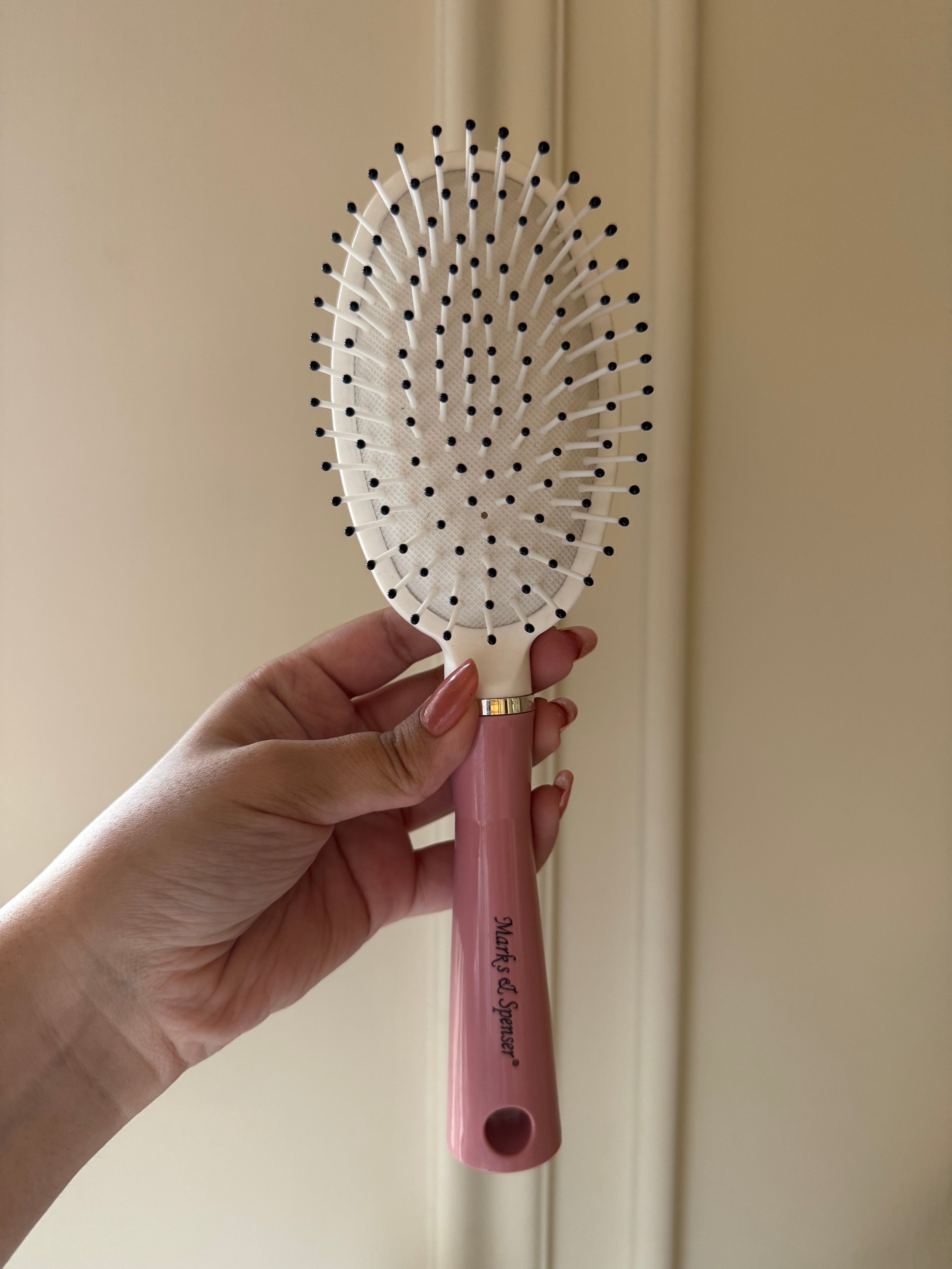 Softest Pink & White Brush