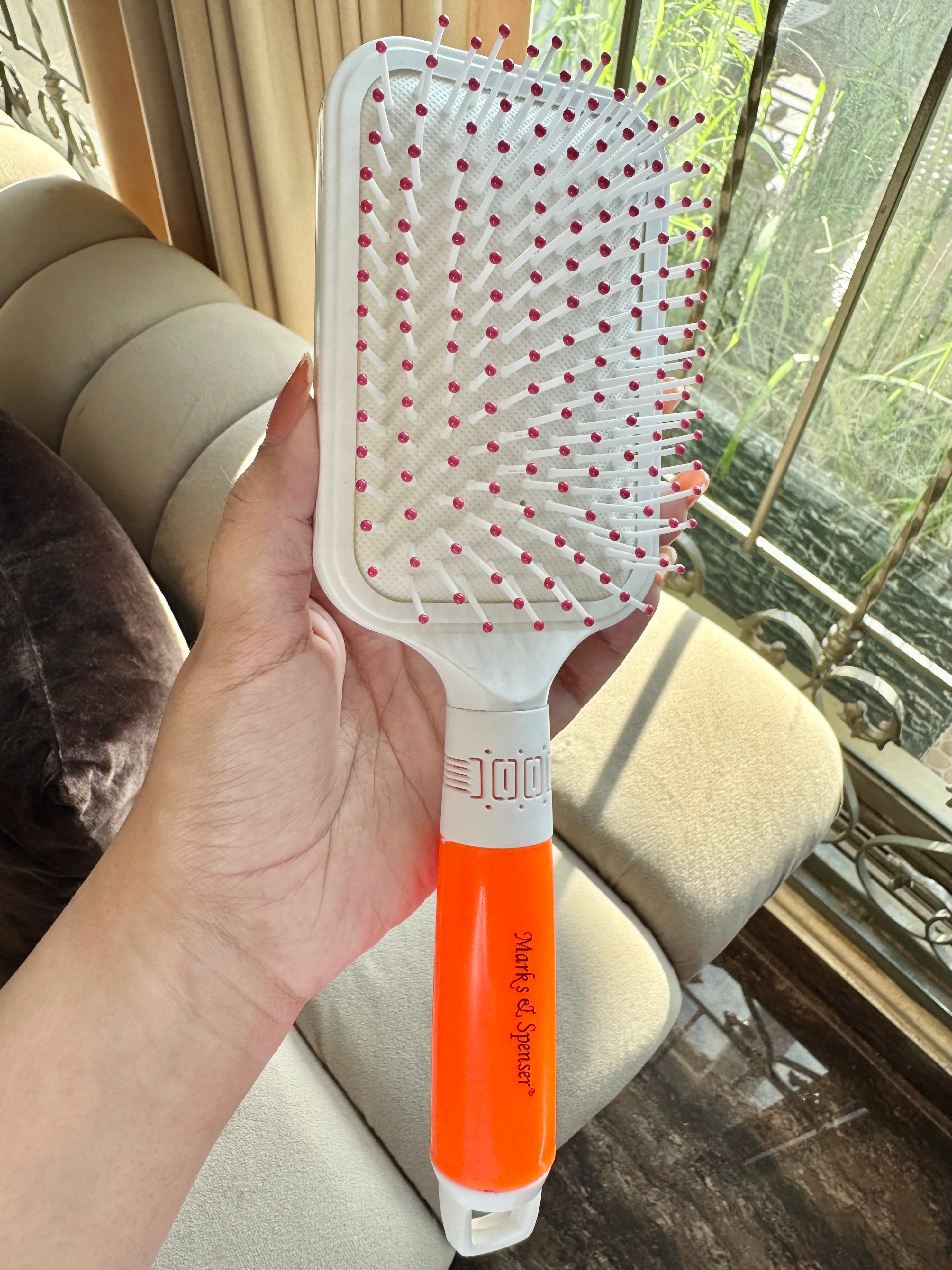 Softest White & Orange Brush