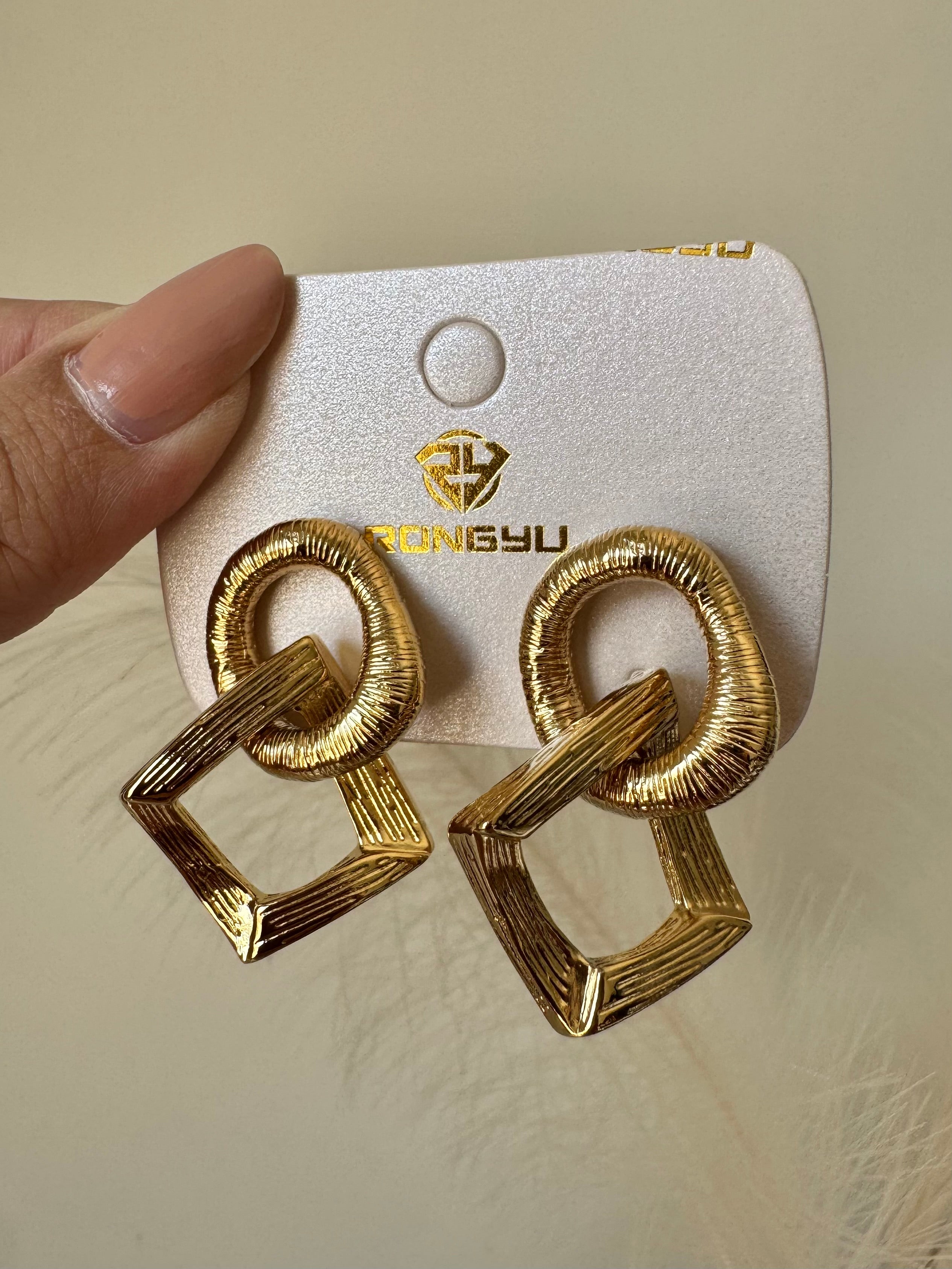 Ethereal Glitz Earrings - 18K Gold Plated