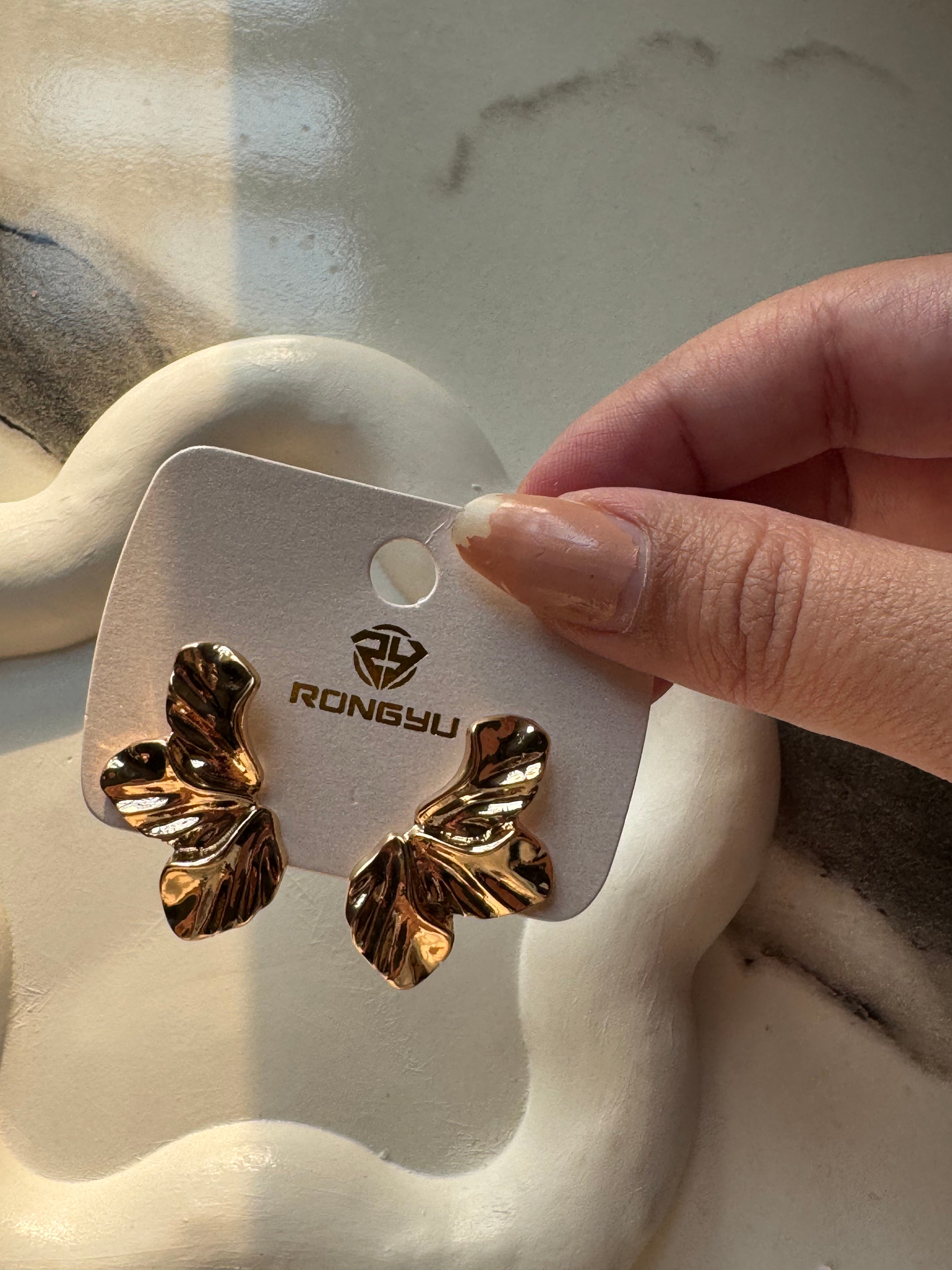 Kai Studs - 18K Gold Plated