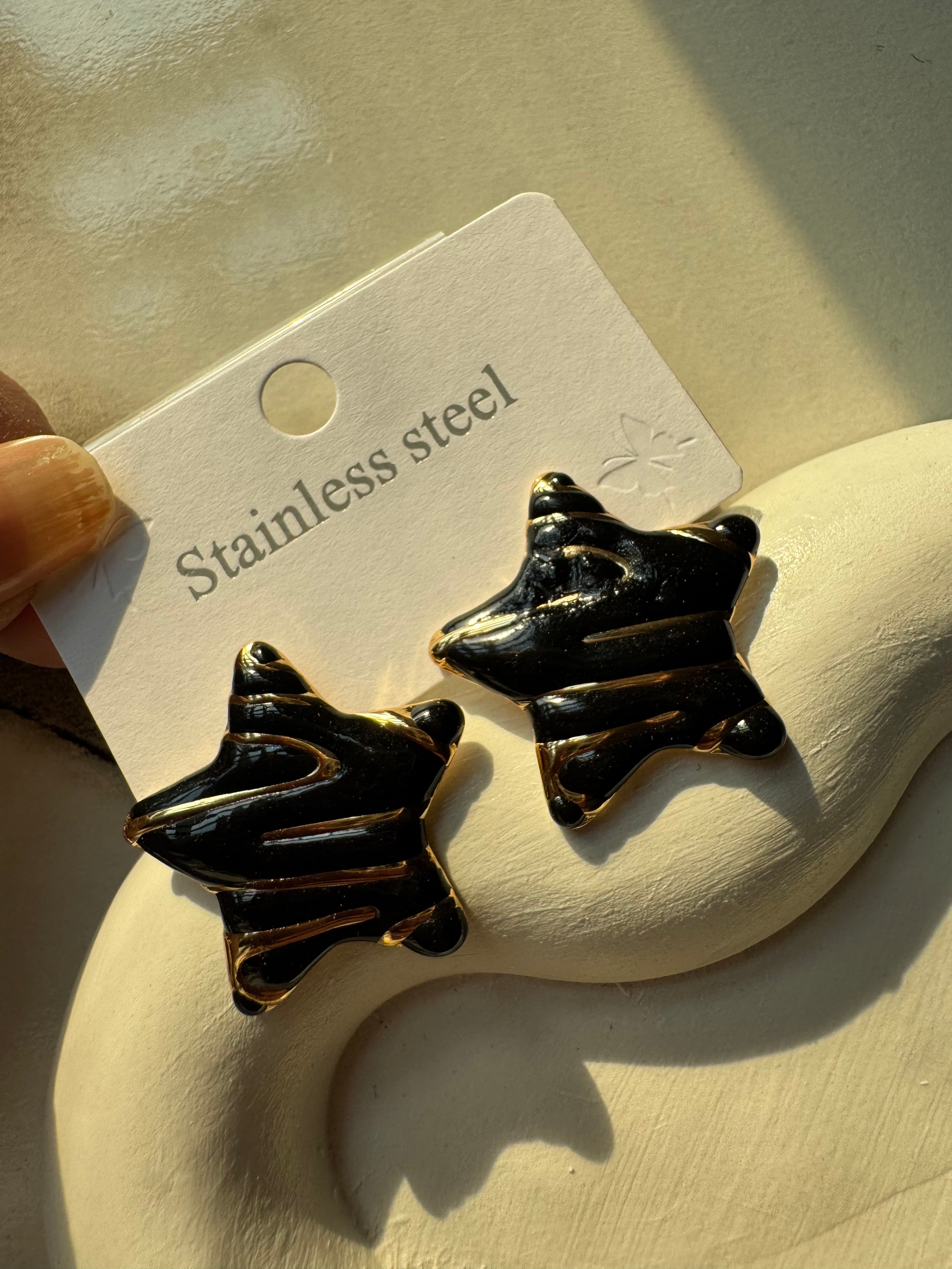 Velvet Star Studs - Black & Gold