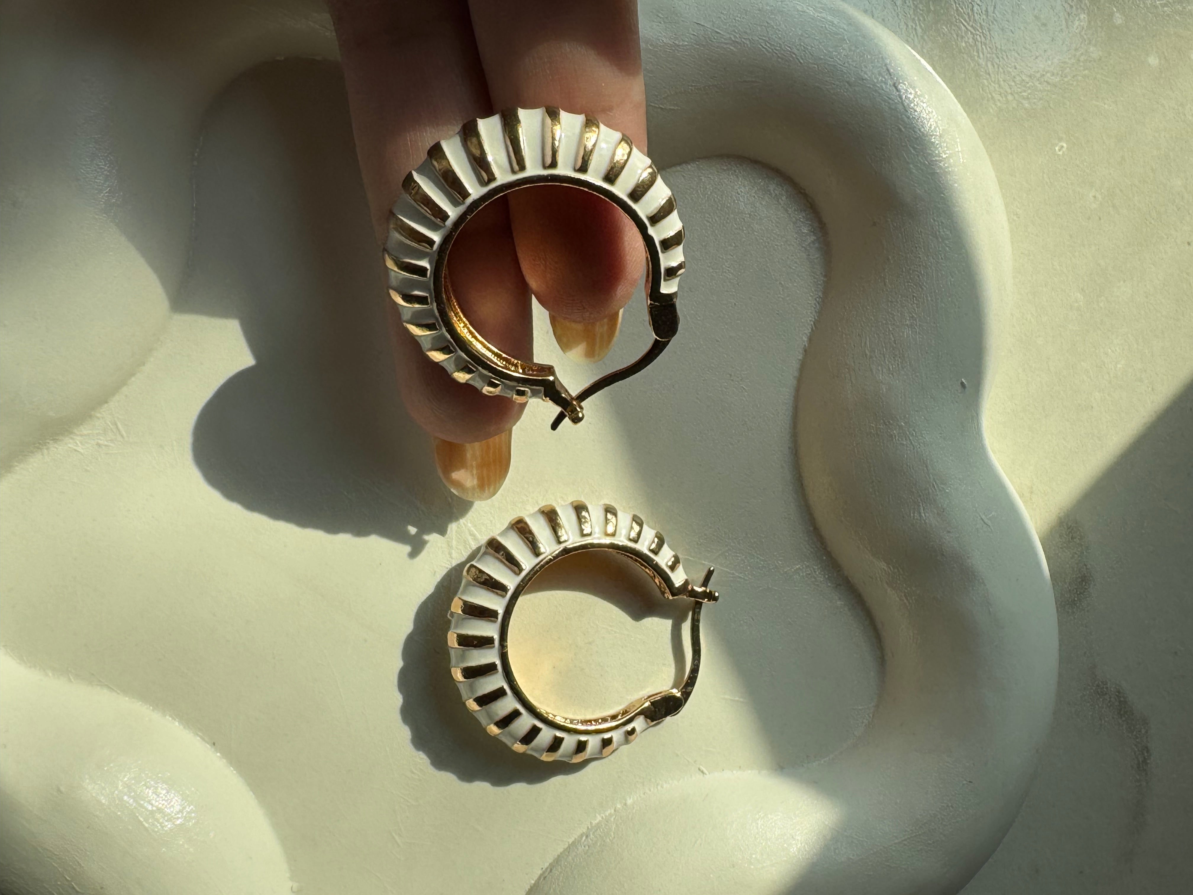 Alexa Hoops - White & Gold
