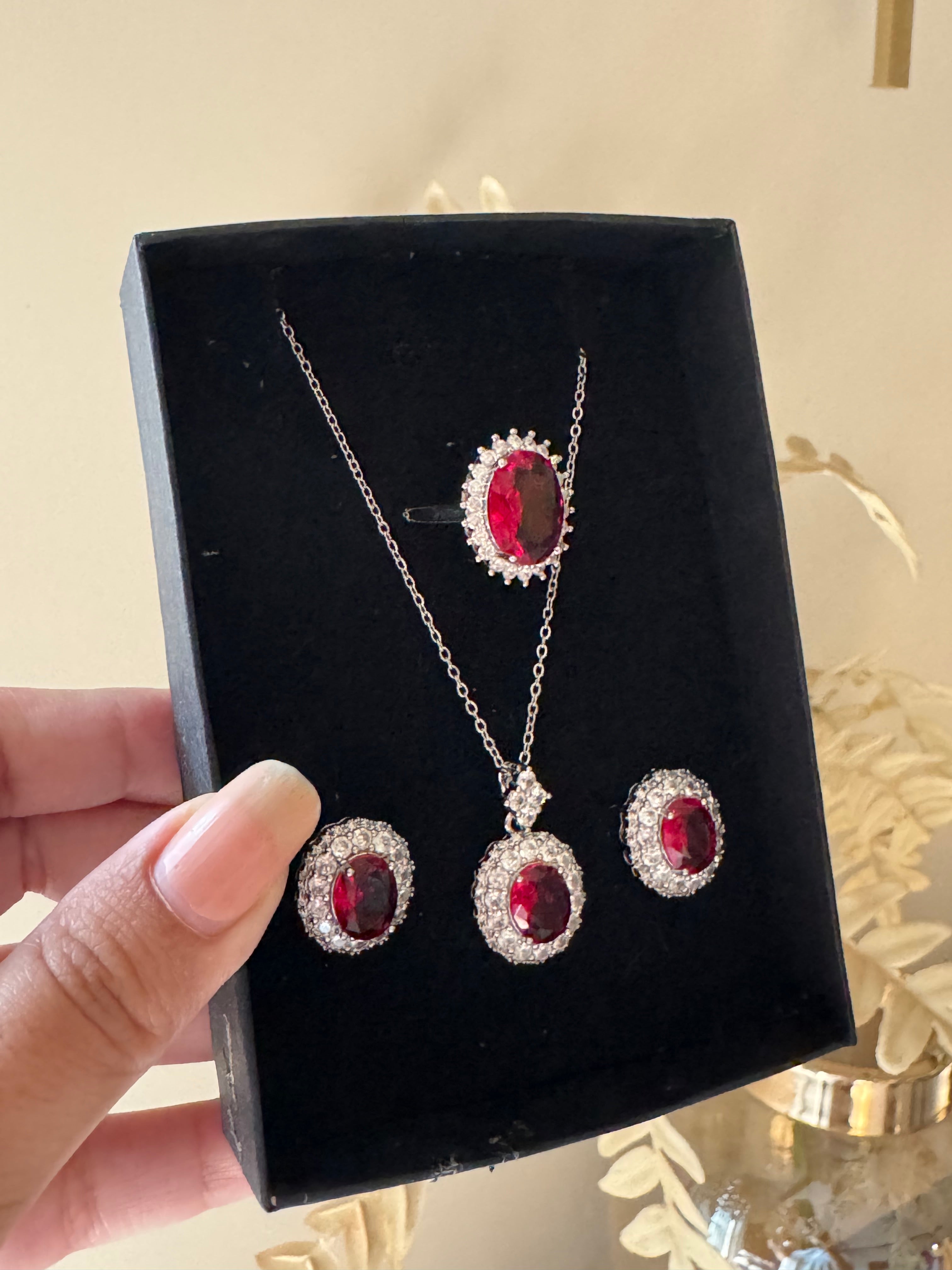 Magenta Pink Set with Ring