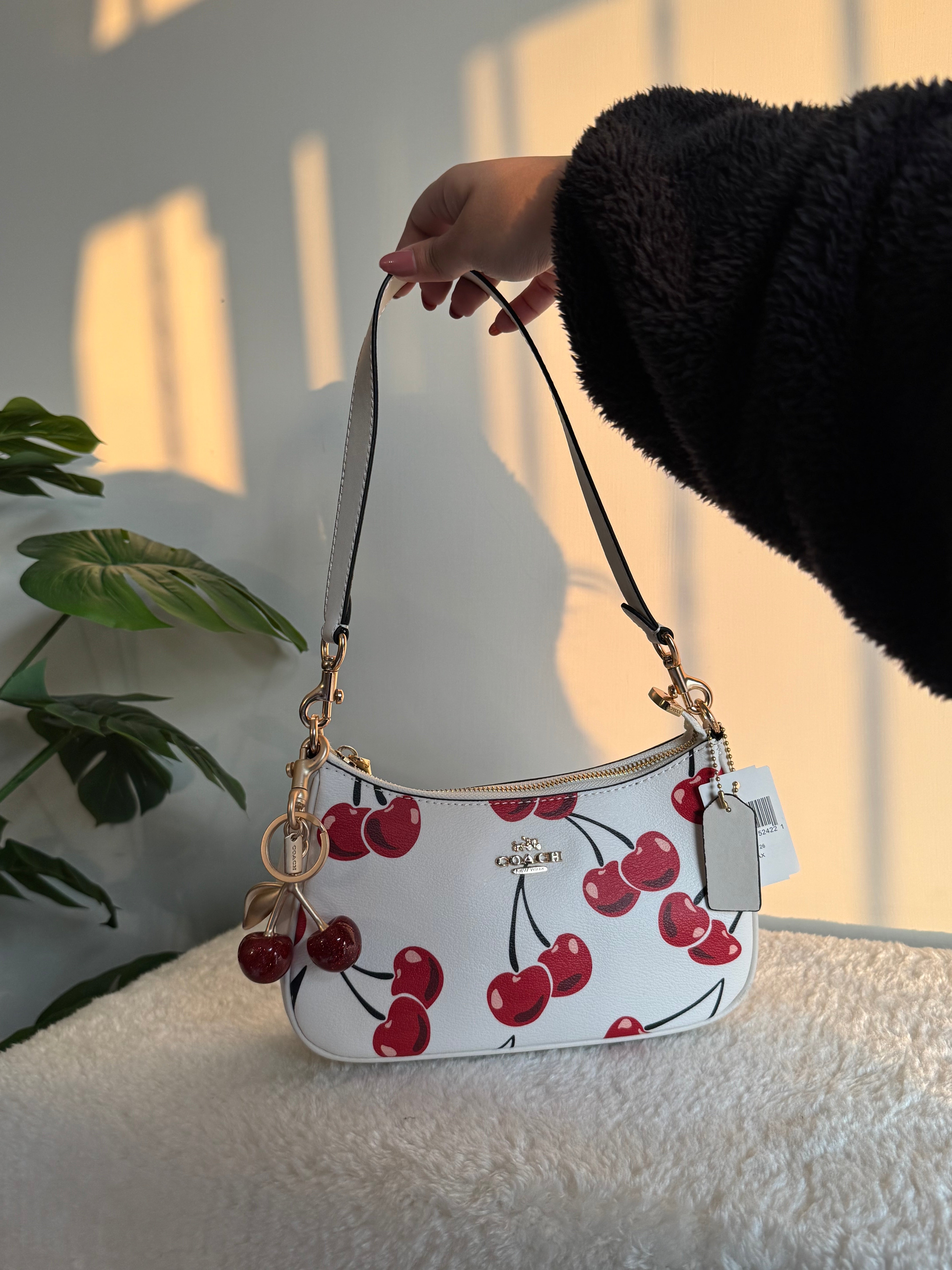 COACH TERI PREMIUM with Coach Cherry Charm (Cherry White) - BOX PACKING
