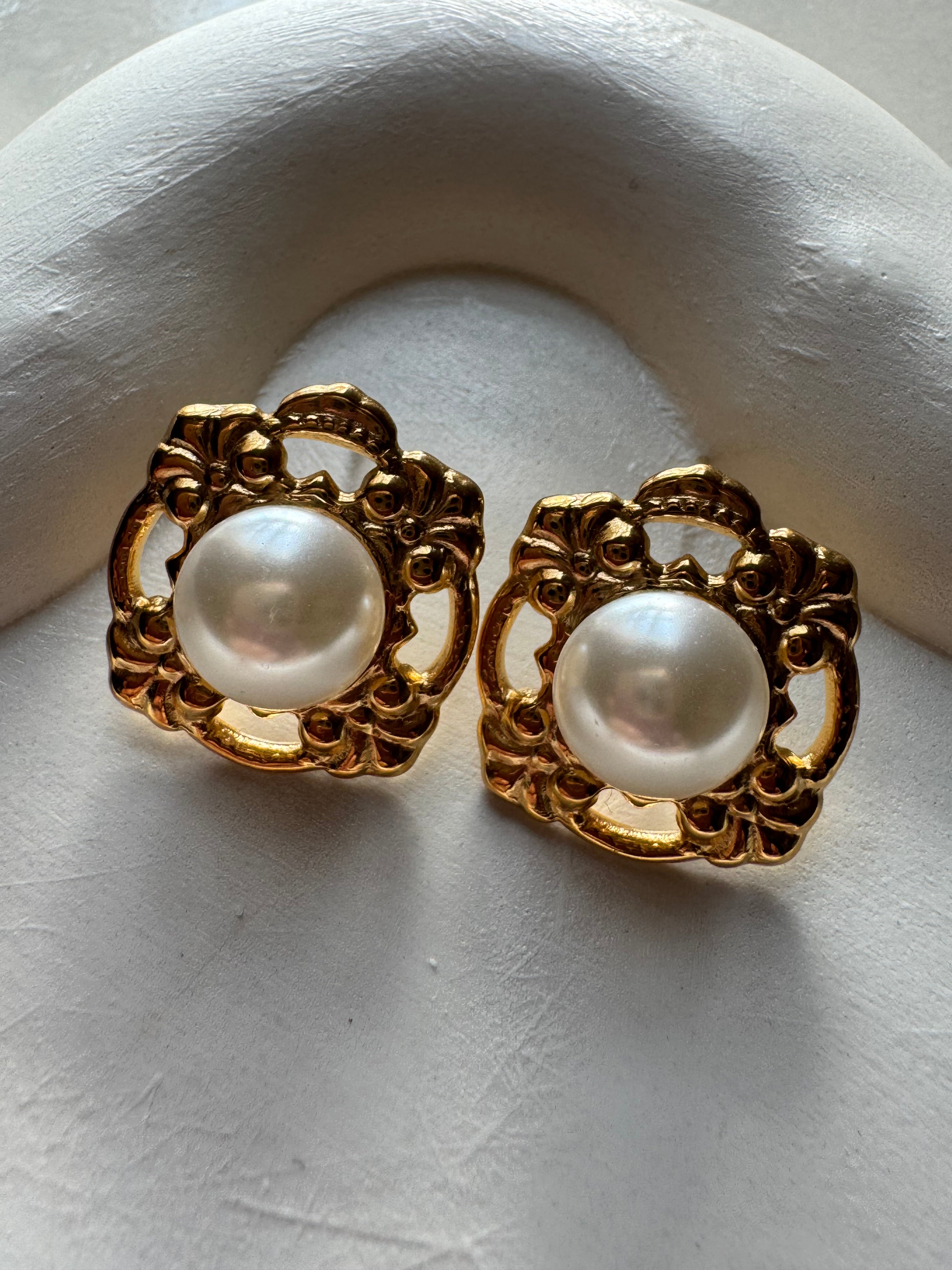 Moonlit Pearl Studs