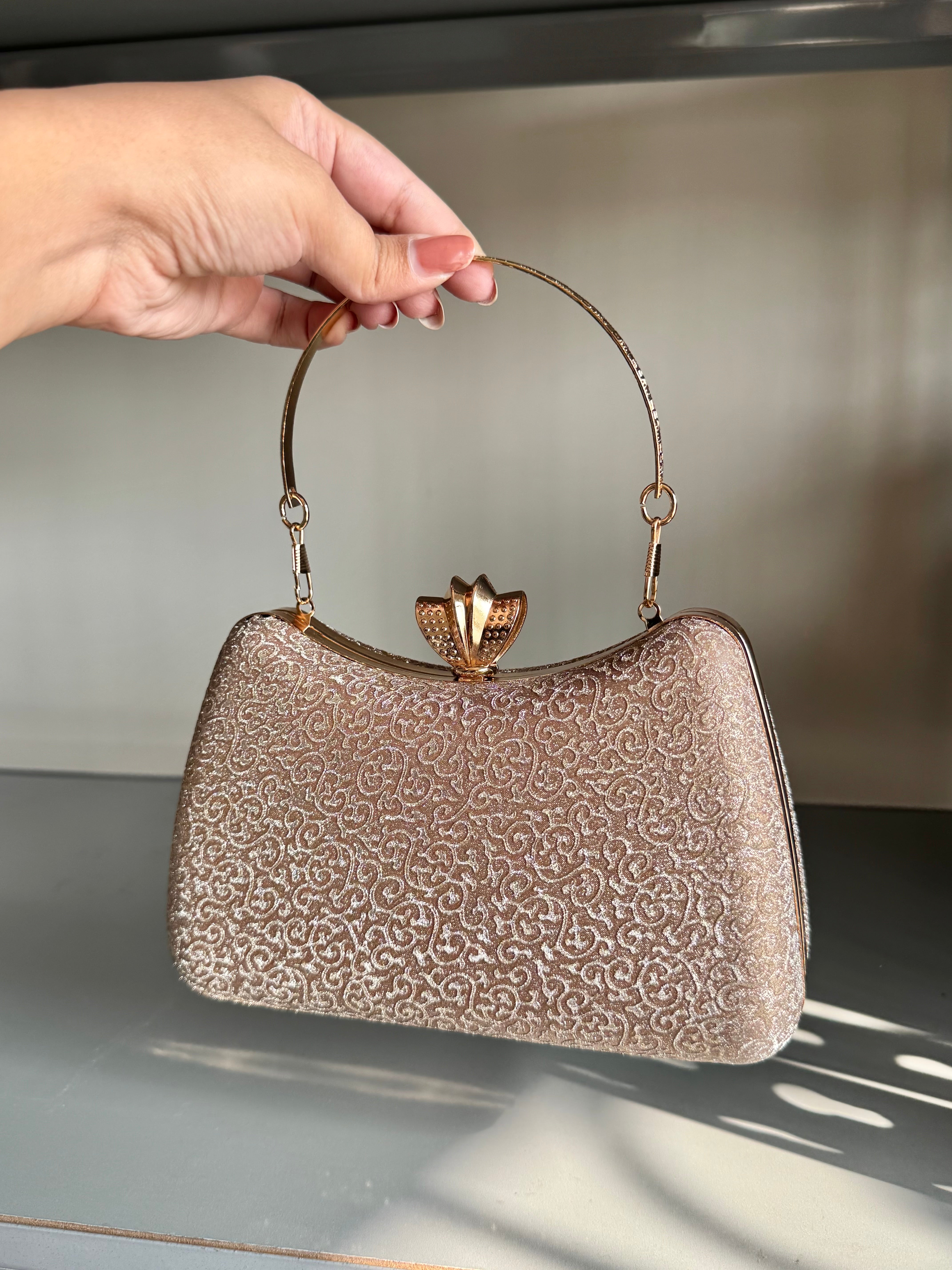 Vogue Clutch - Rose Gold