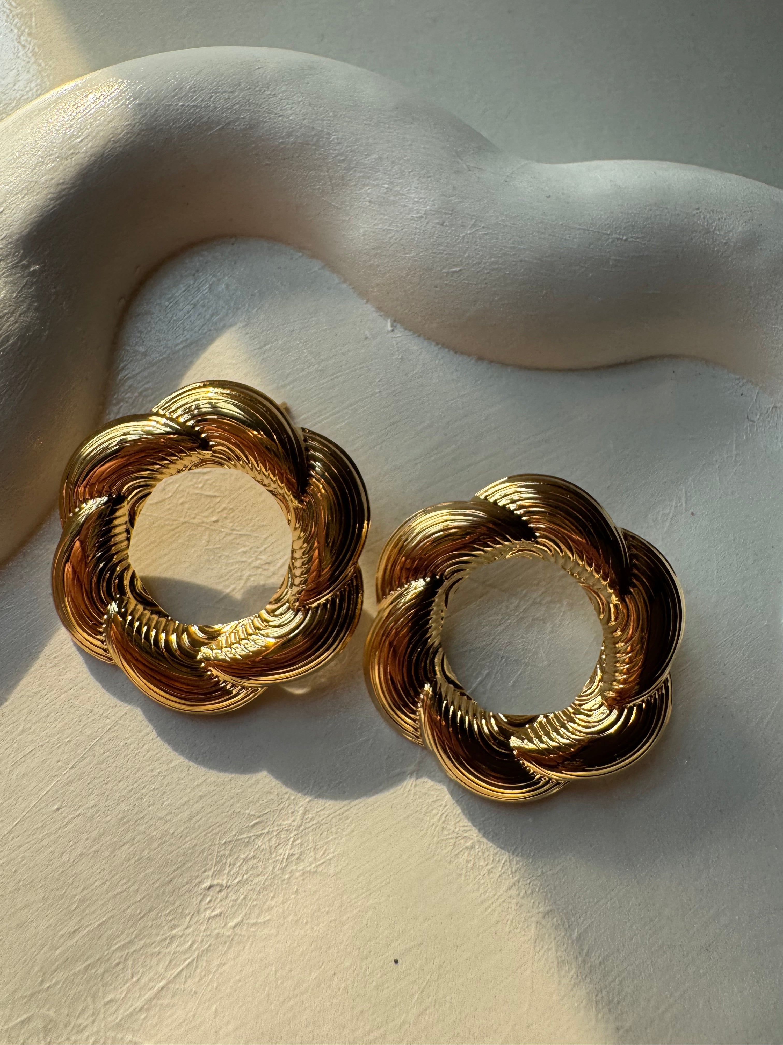 Twirl Radiance - 18K Gold Plated