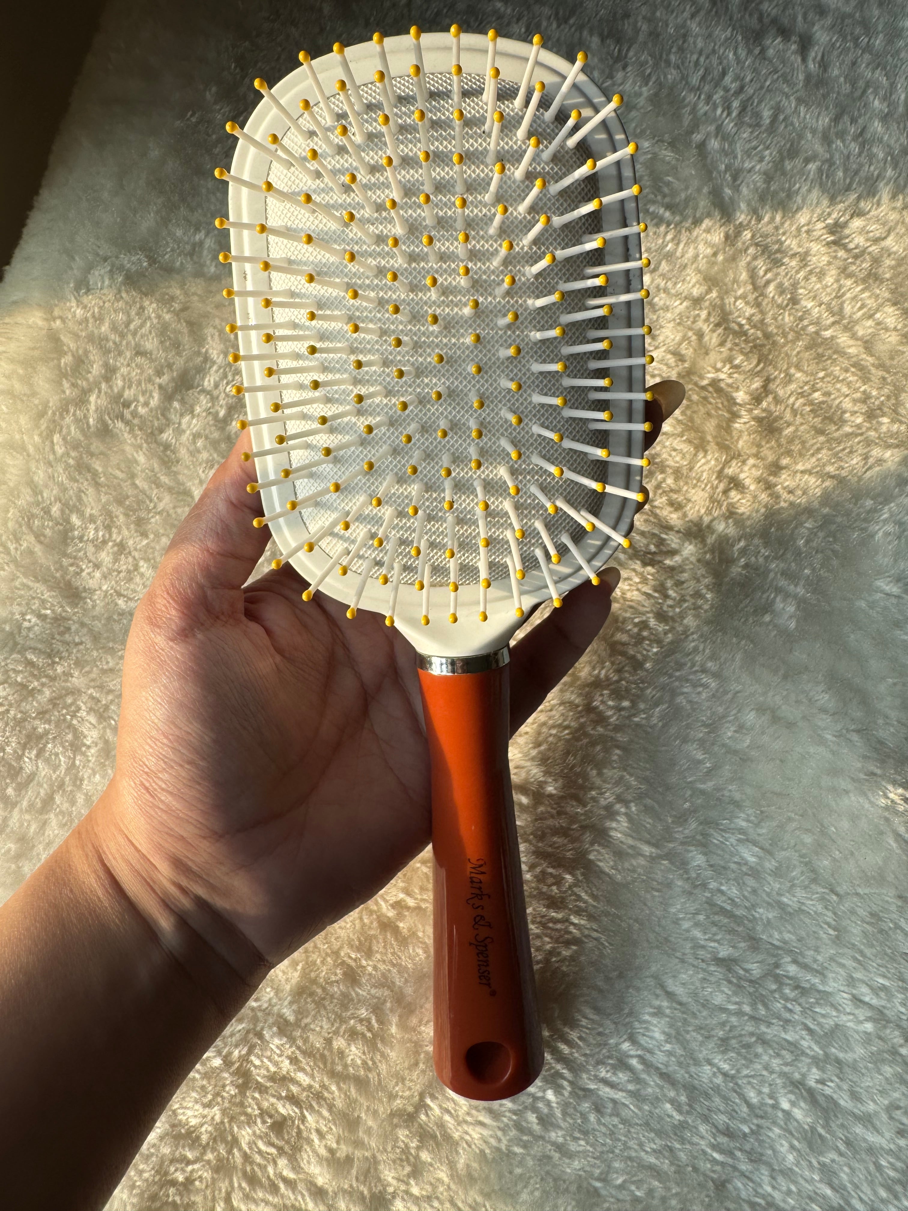 White & Brown Square Softest Brush
