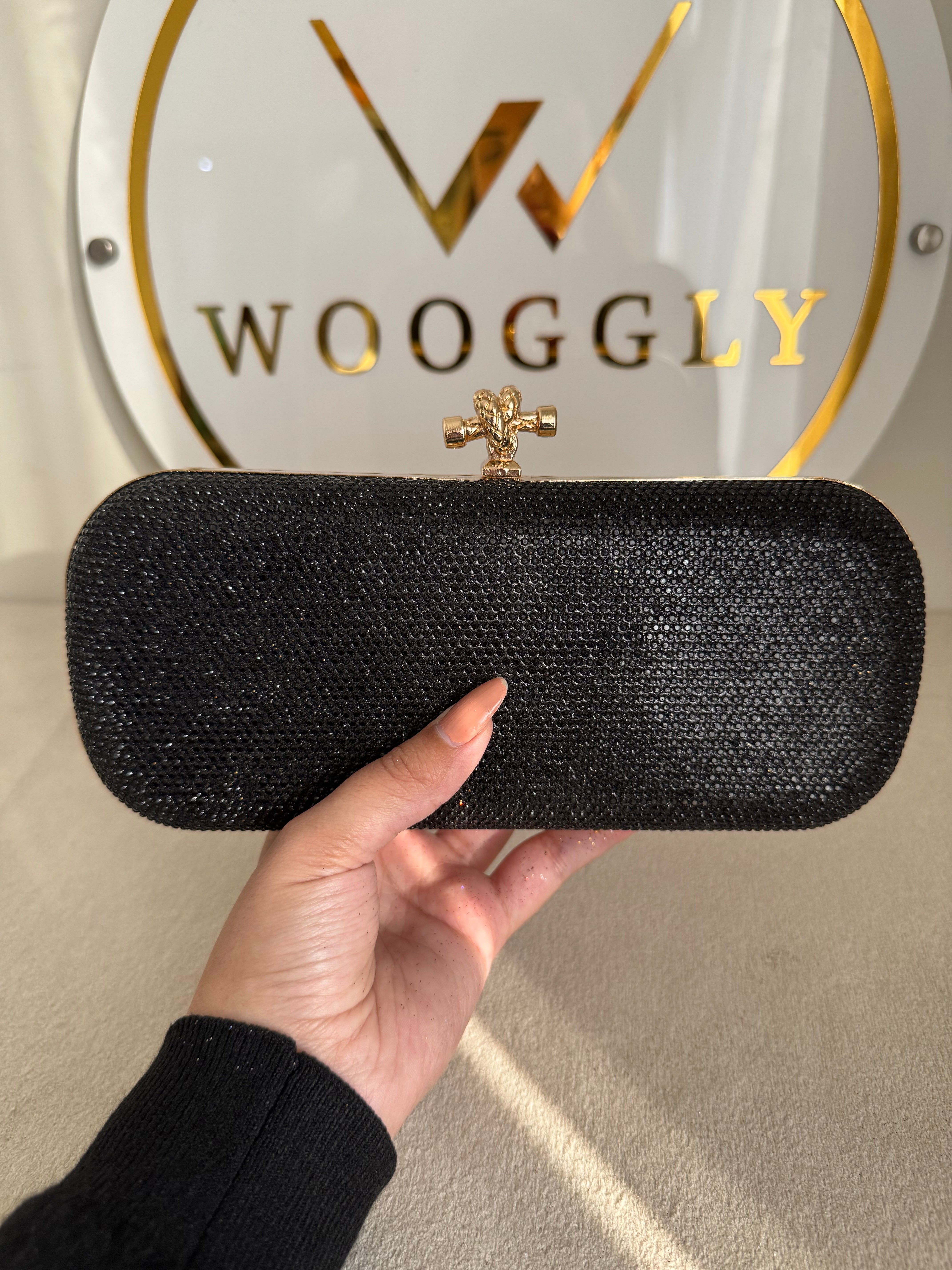 Bottega Shimmer Clutch - Black with Chain