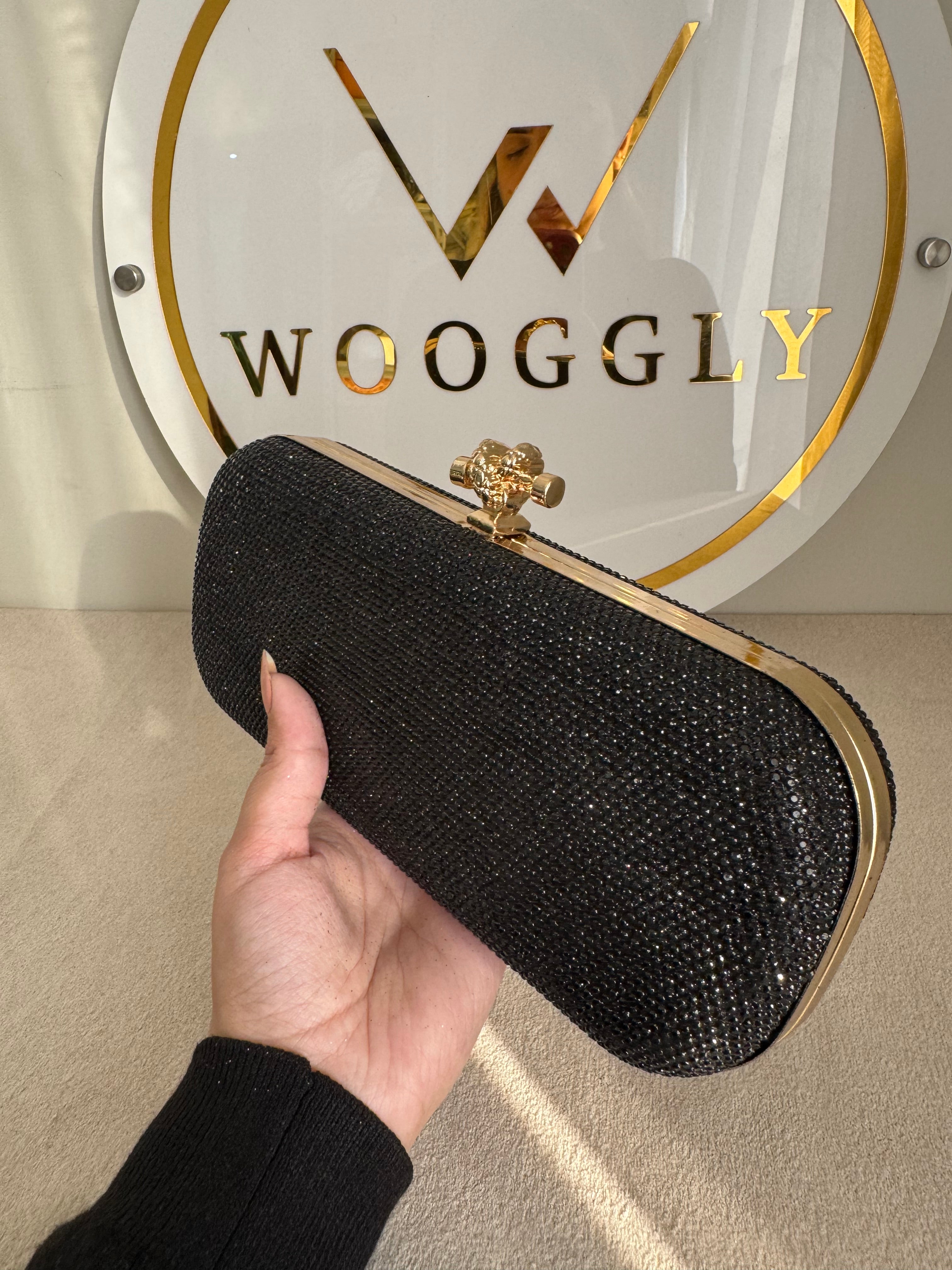 Bottega Shimmer Clutch - Black with Chain