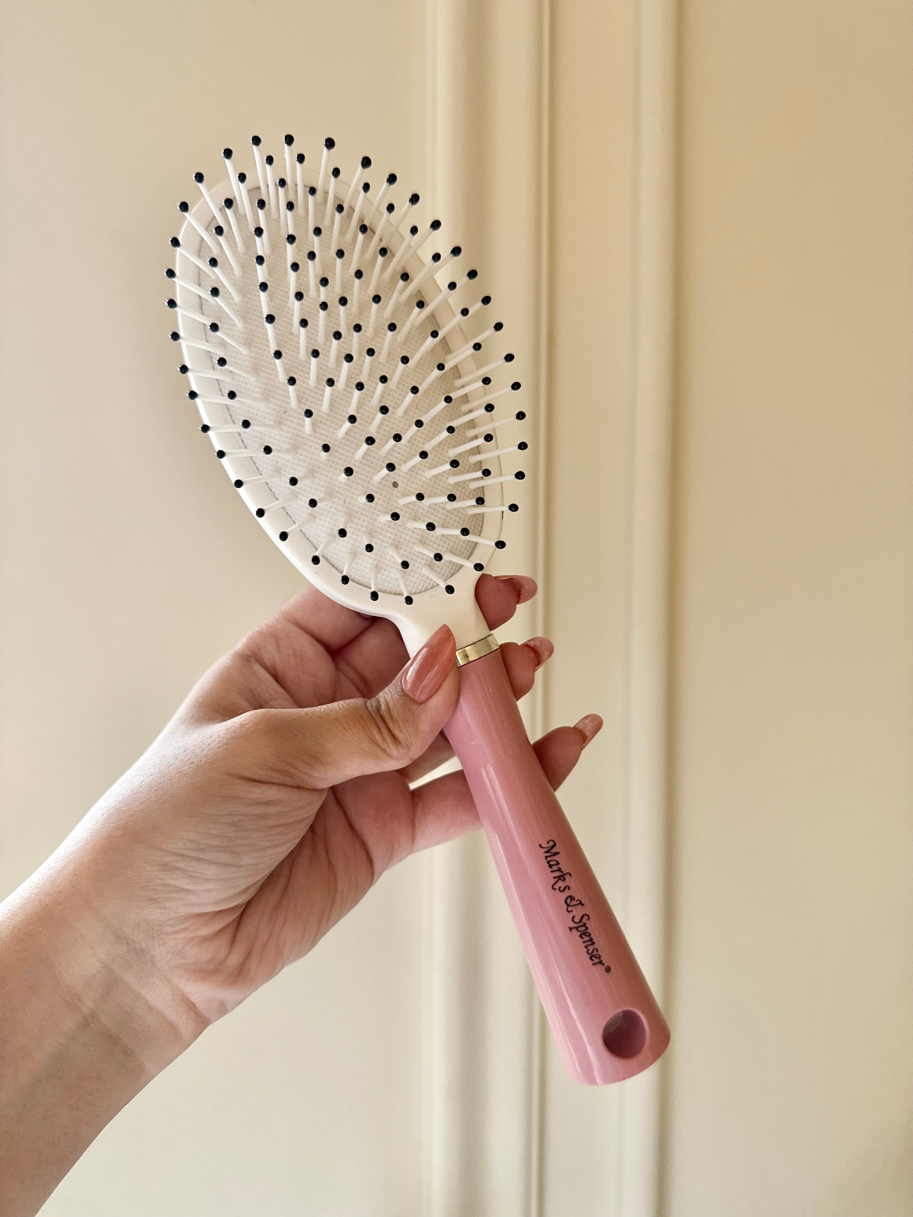 Softest Pink & White Brush