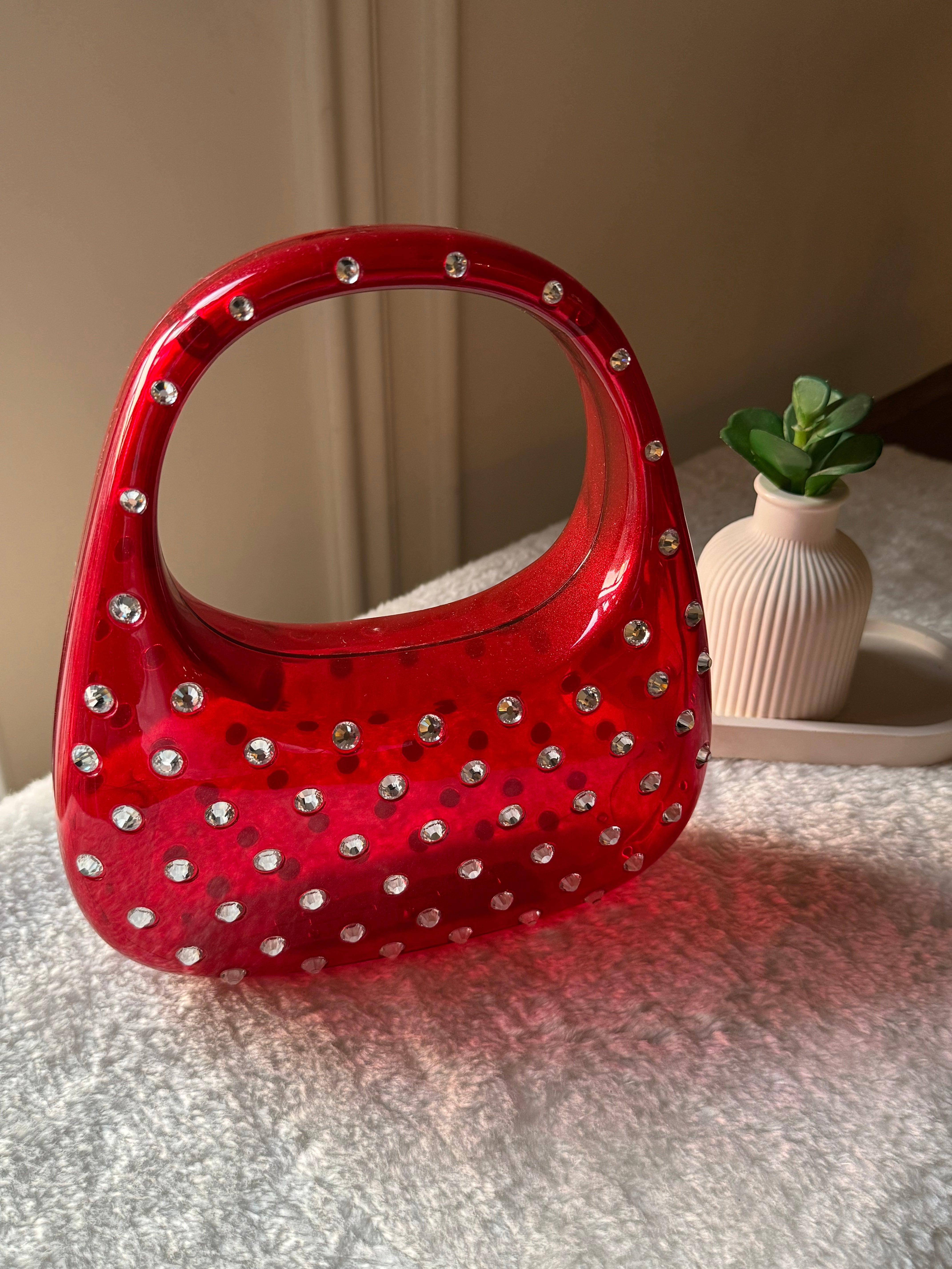 Glimmer Clutch (Red) with Long Chain