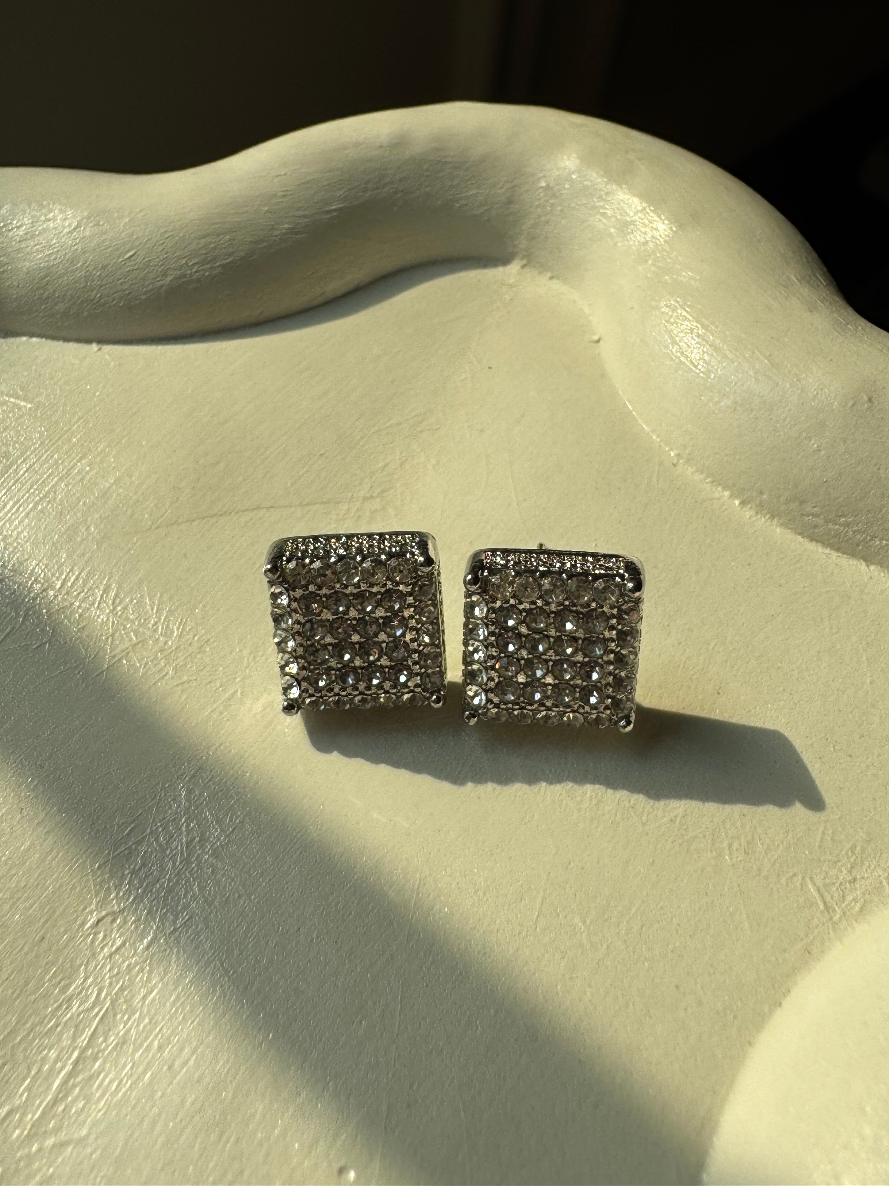 Diamontee Studs