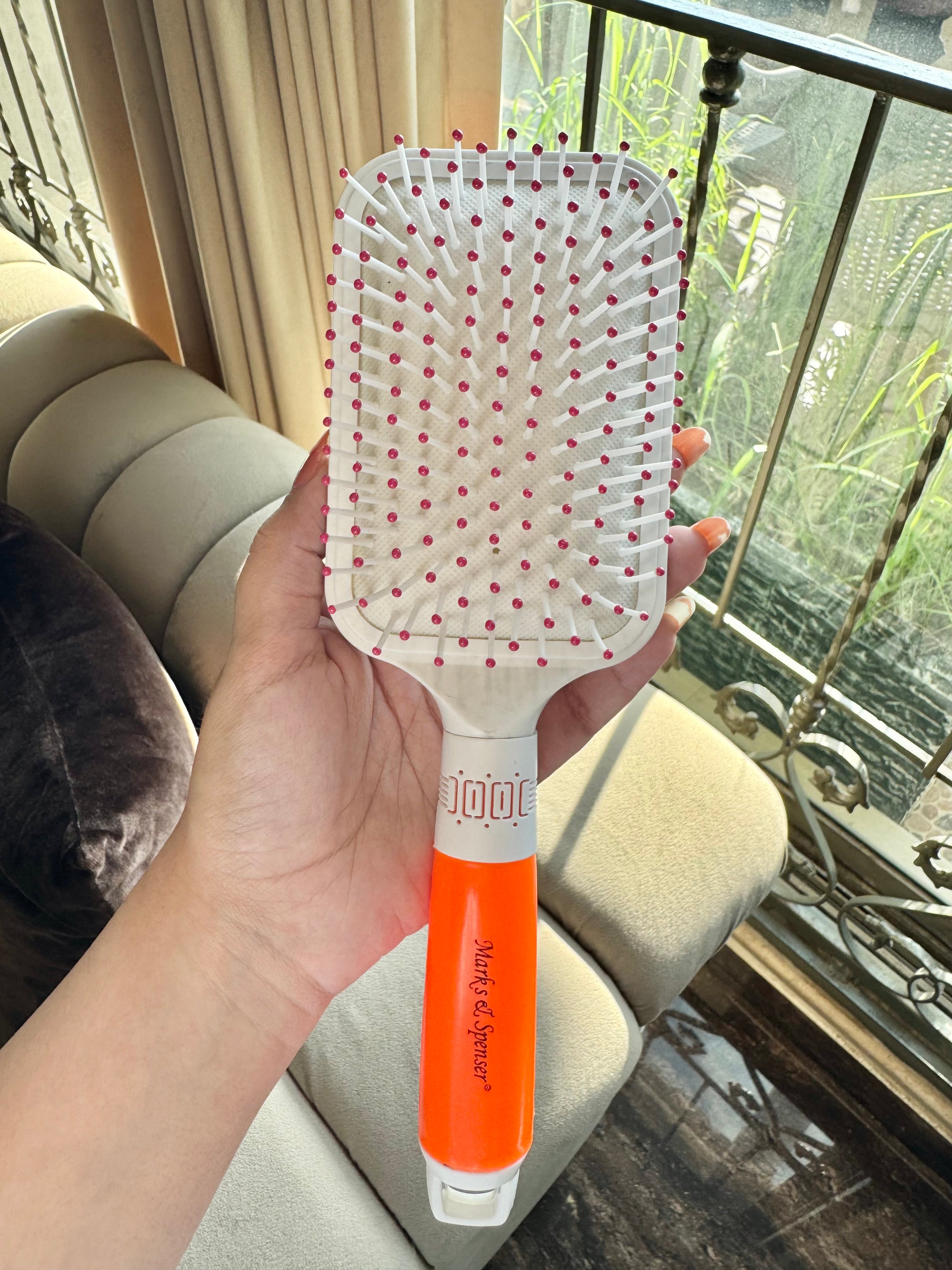 Softest White & Orange Brush