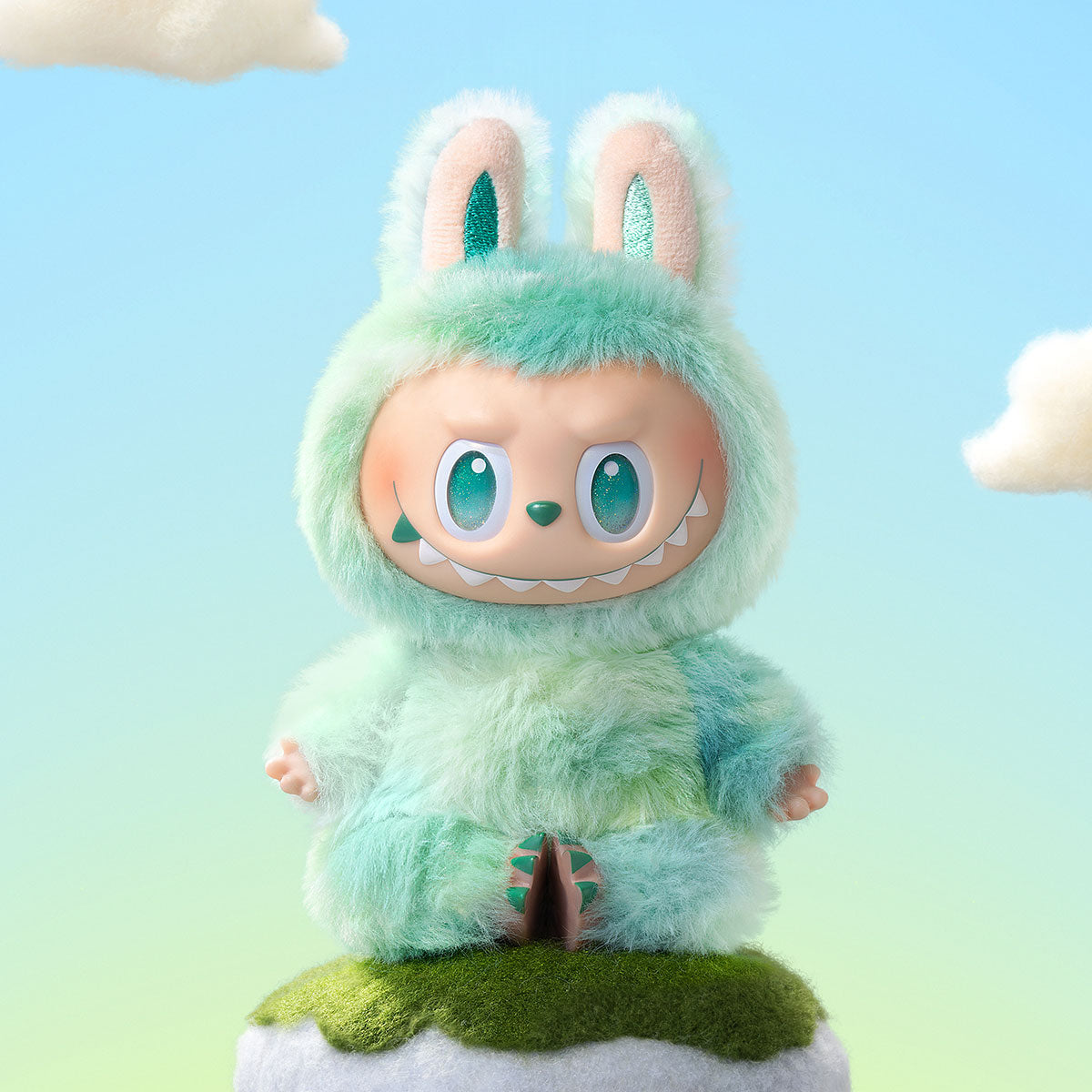LABUBU - BIG INTO ENERGY (GREEN COLOR)