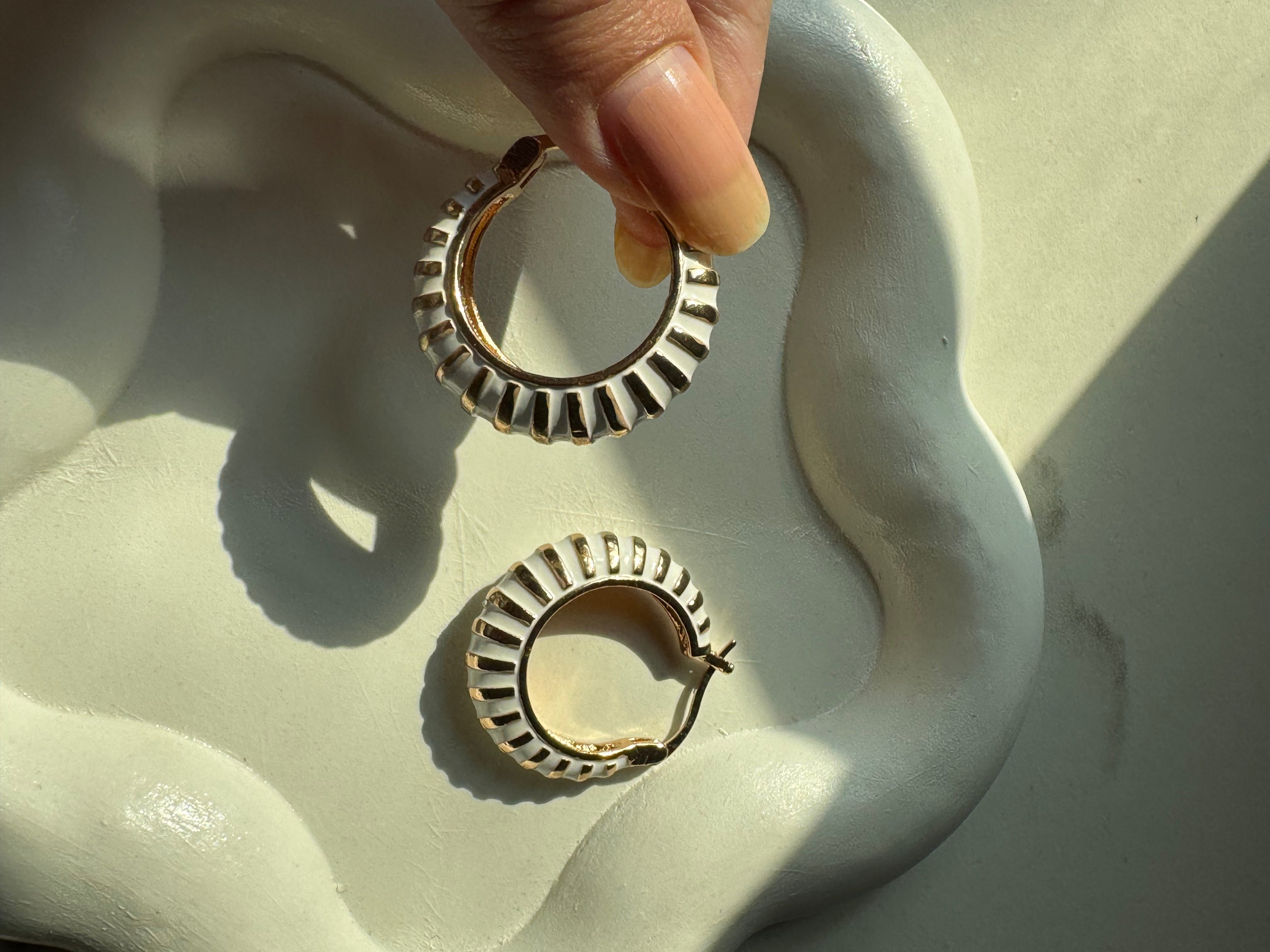 Alexa Hoops - White & Gold