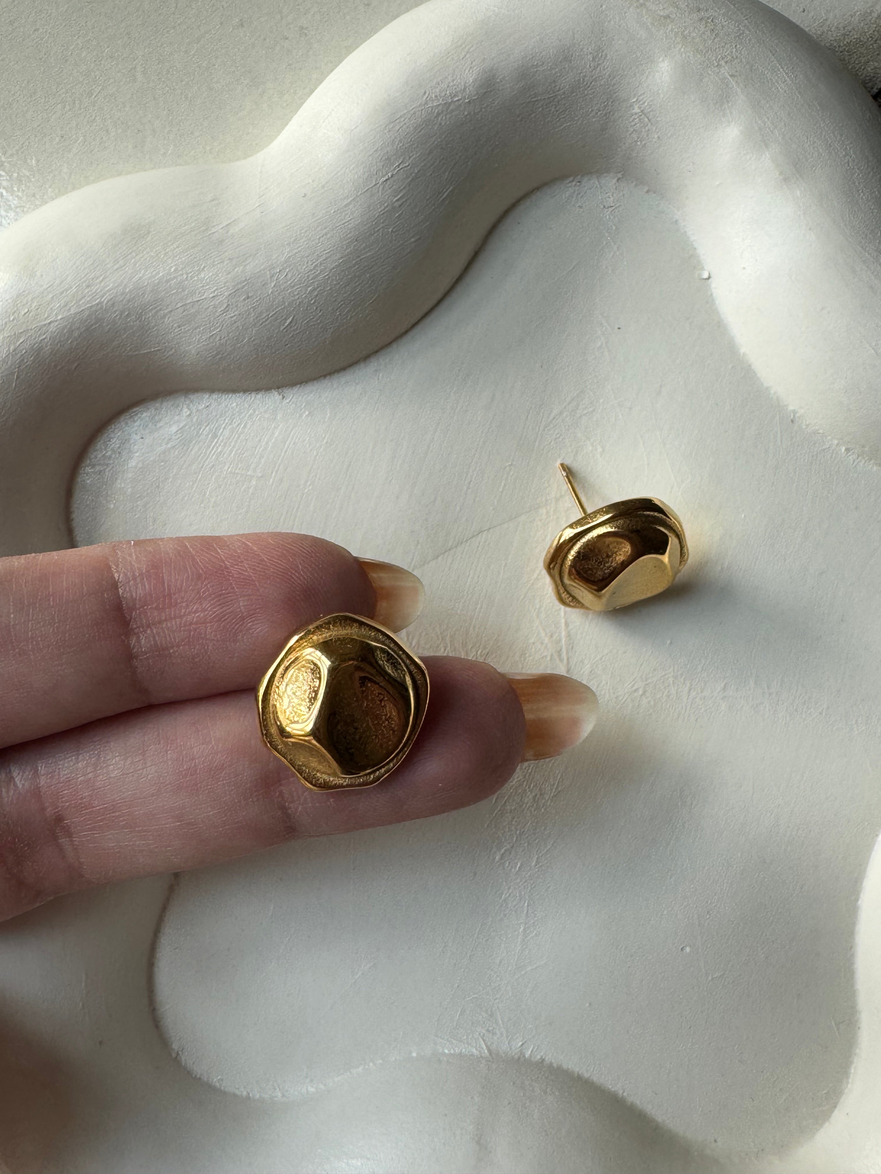Coin Studs