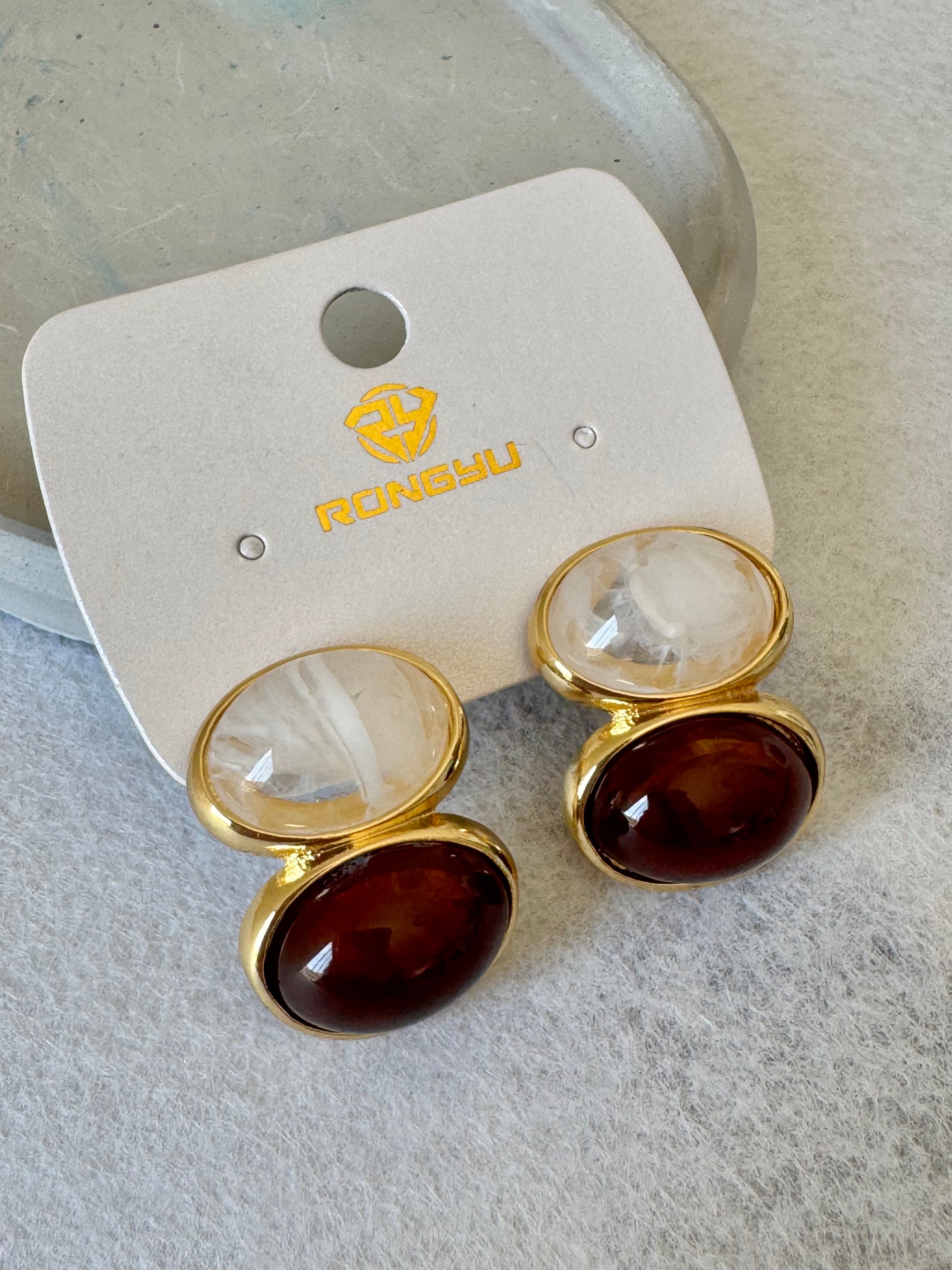 Lina Earrings - White & Brown