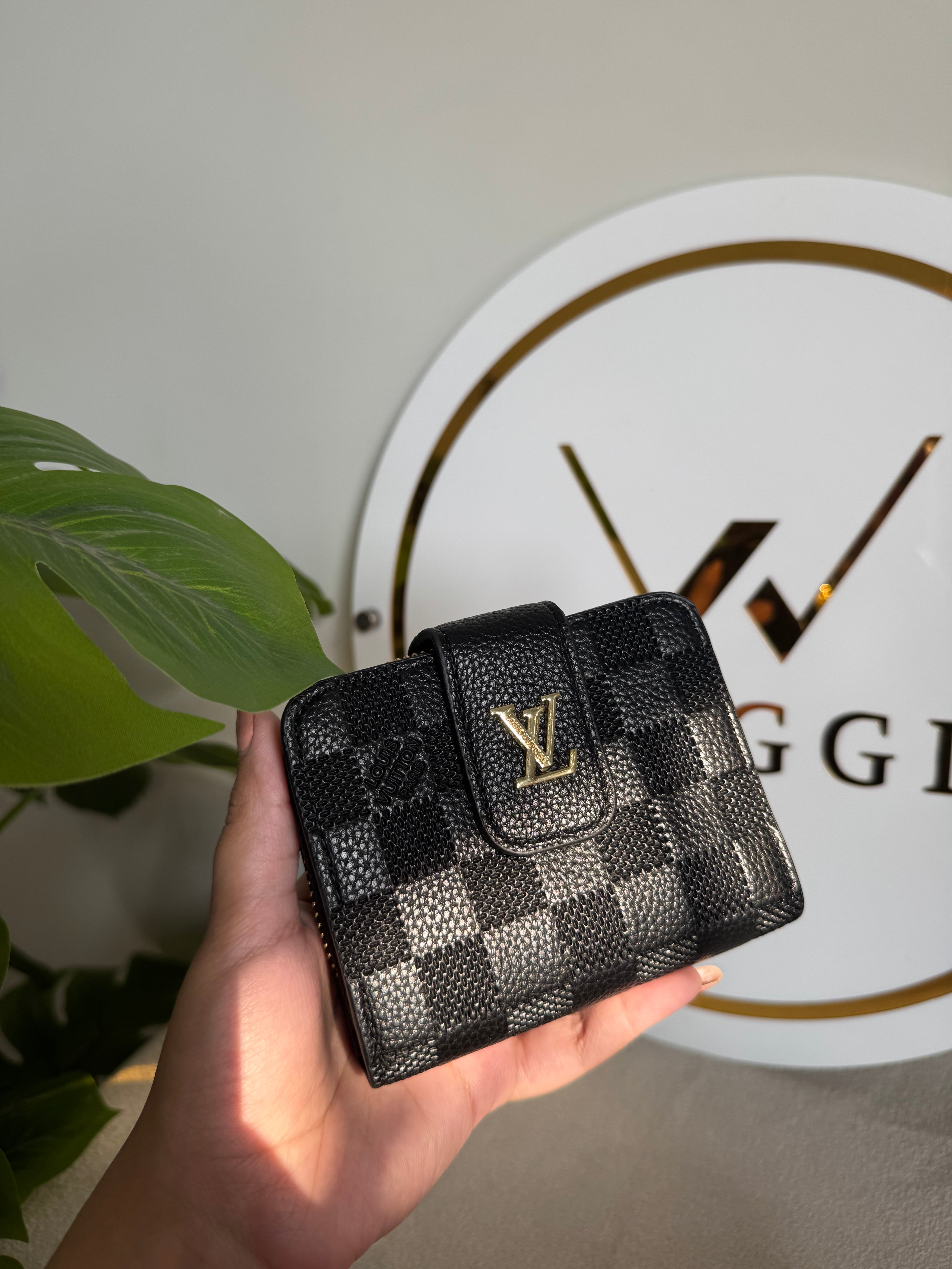 Premium LV Wallet - Box Packing