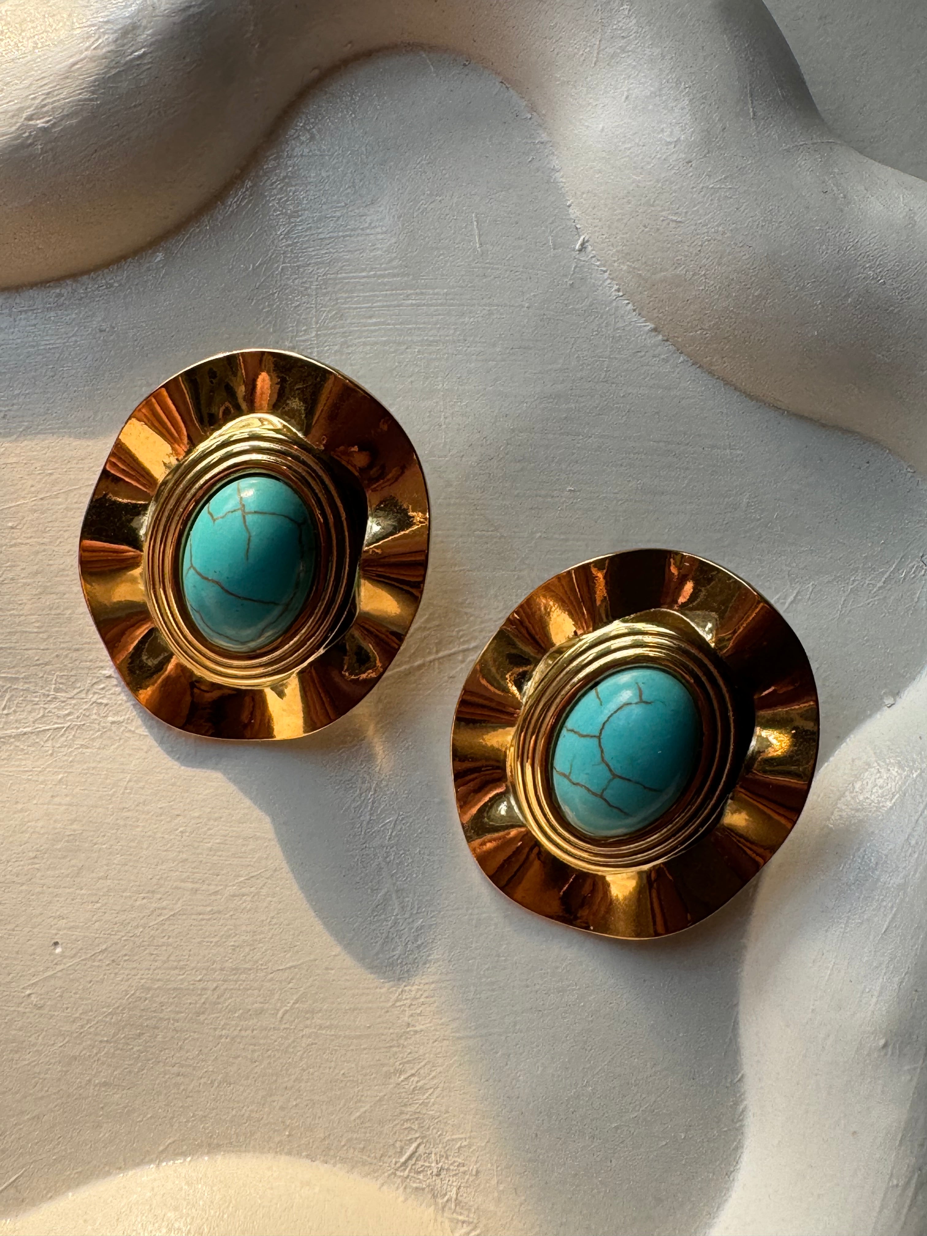 Sea Green Dusk Studs