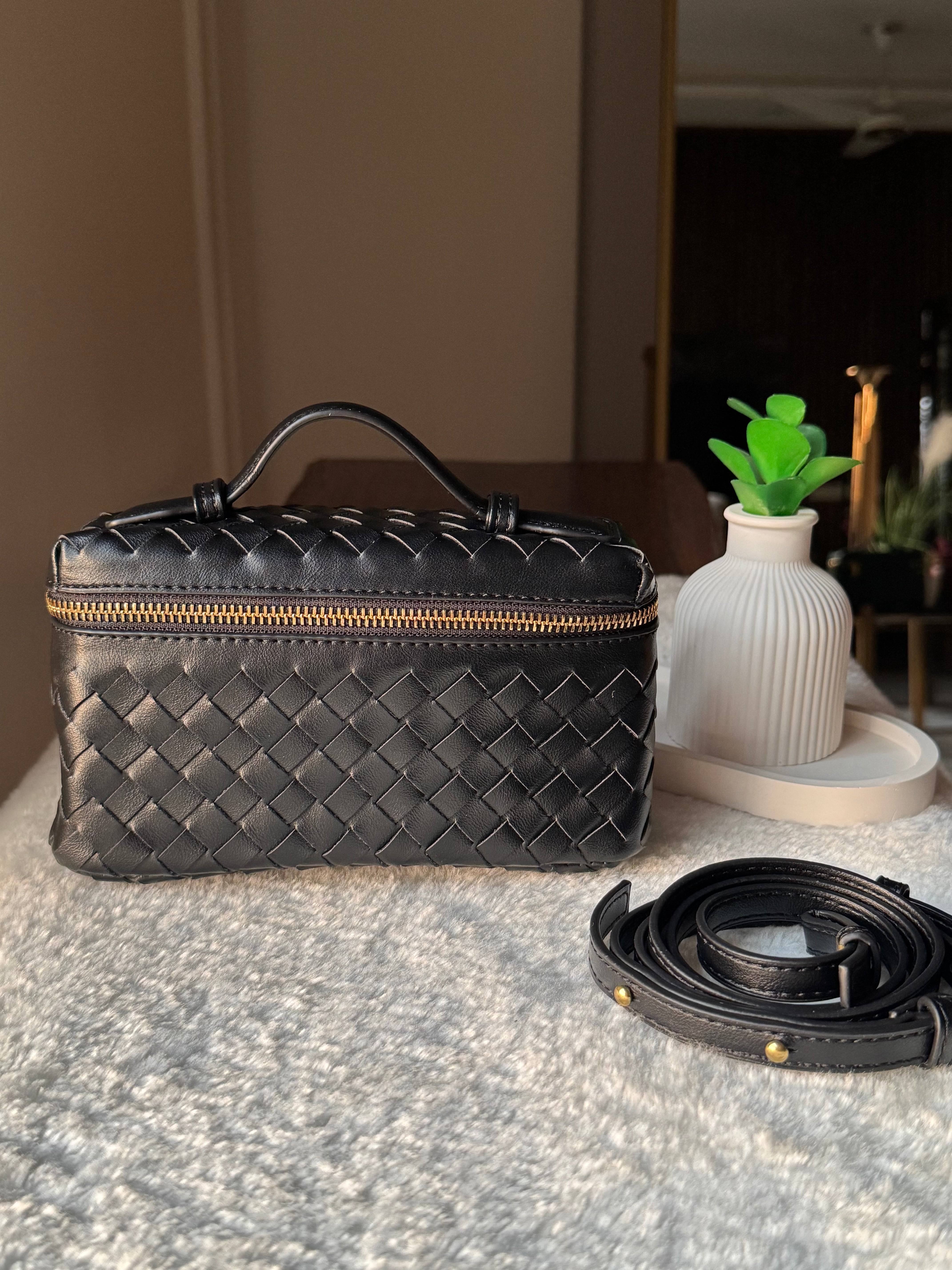 JW Pie Woven Bag with Long Strap (Black)