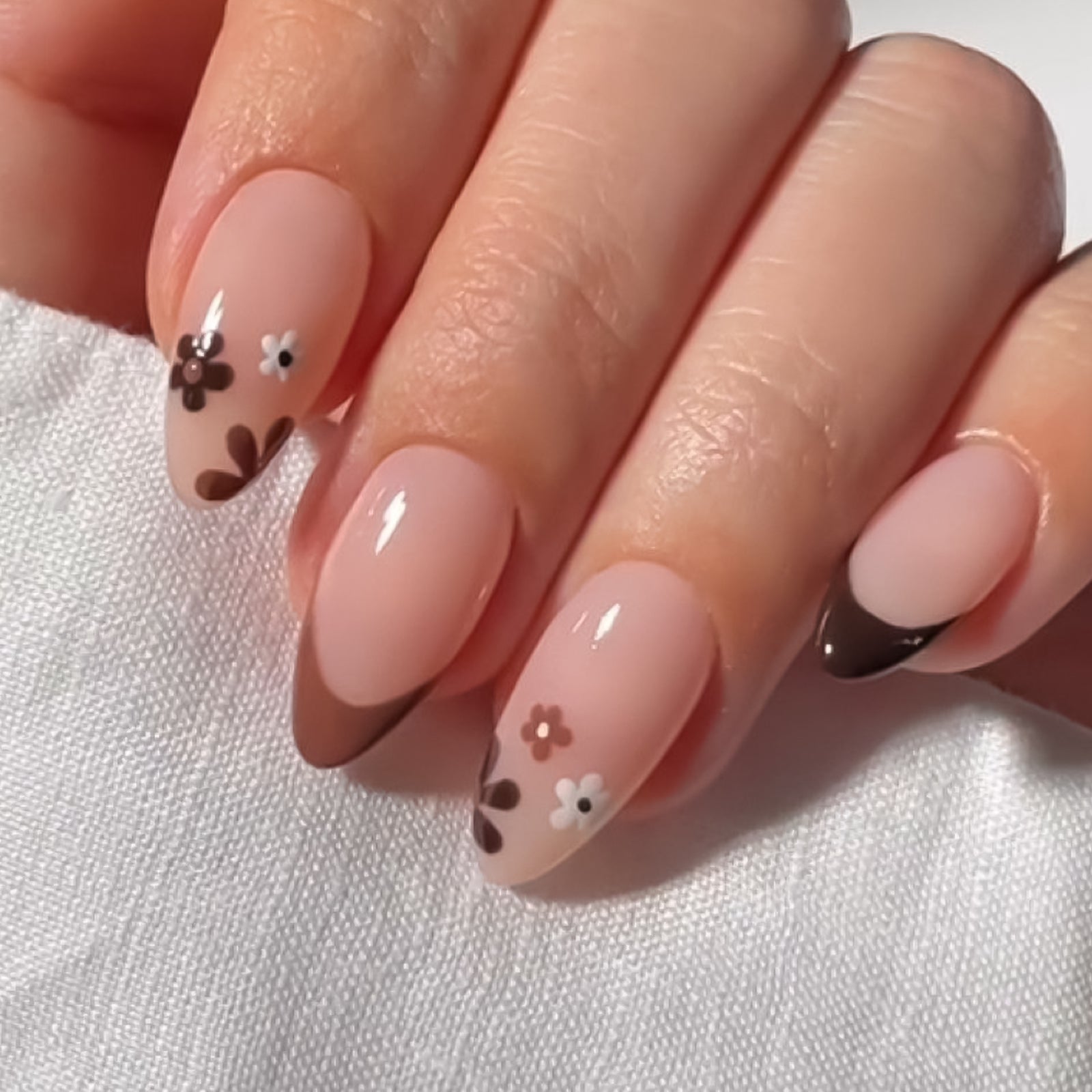 Pink Beauty Press On Nails - 24 Pieces Complete Kit