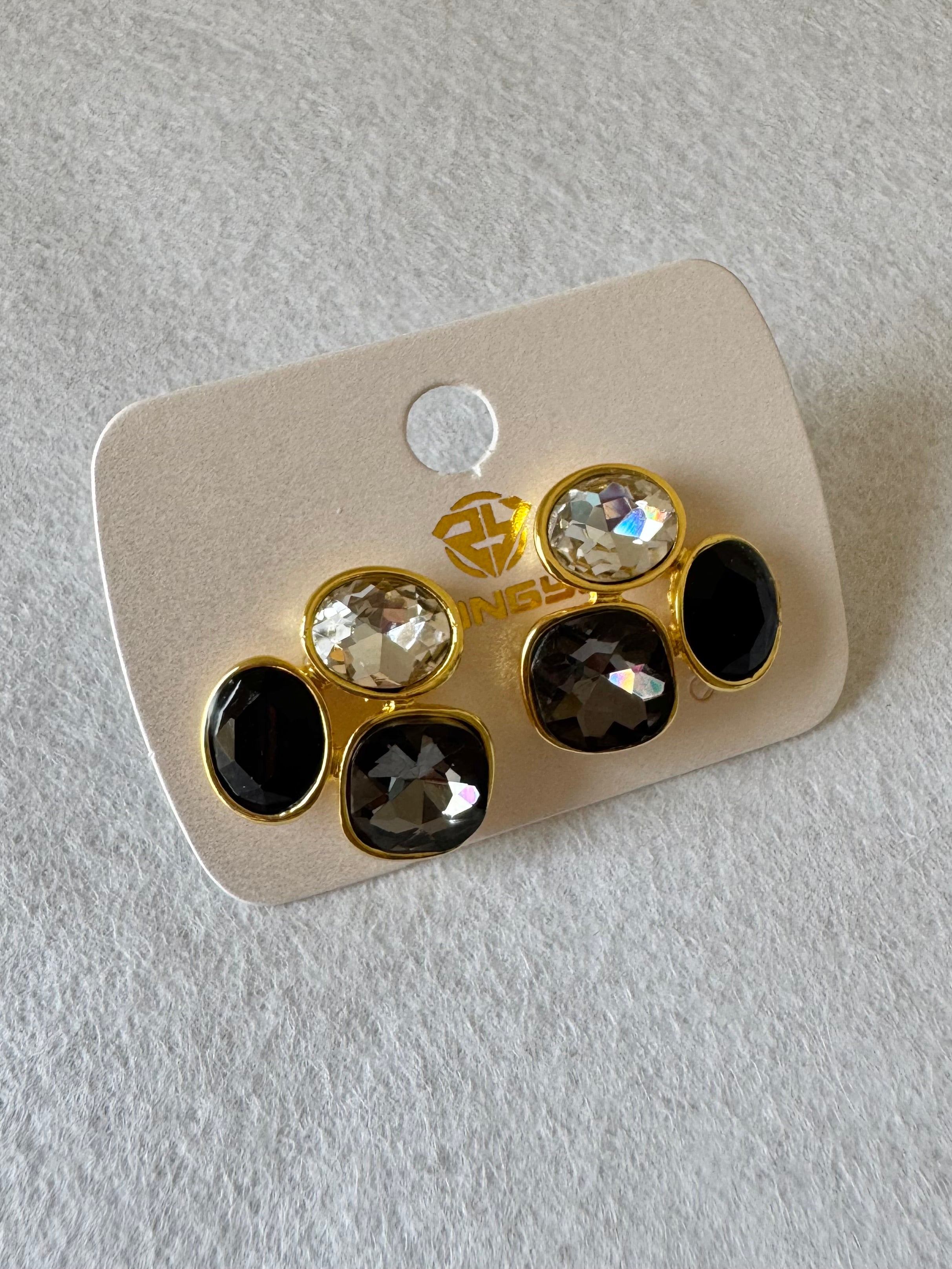 Mira Black Earrings