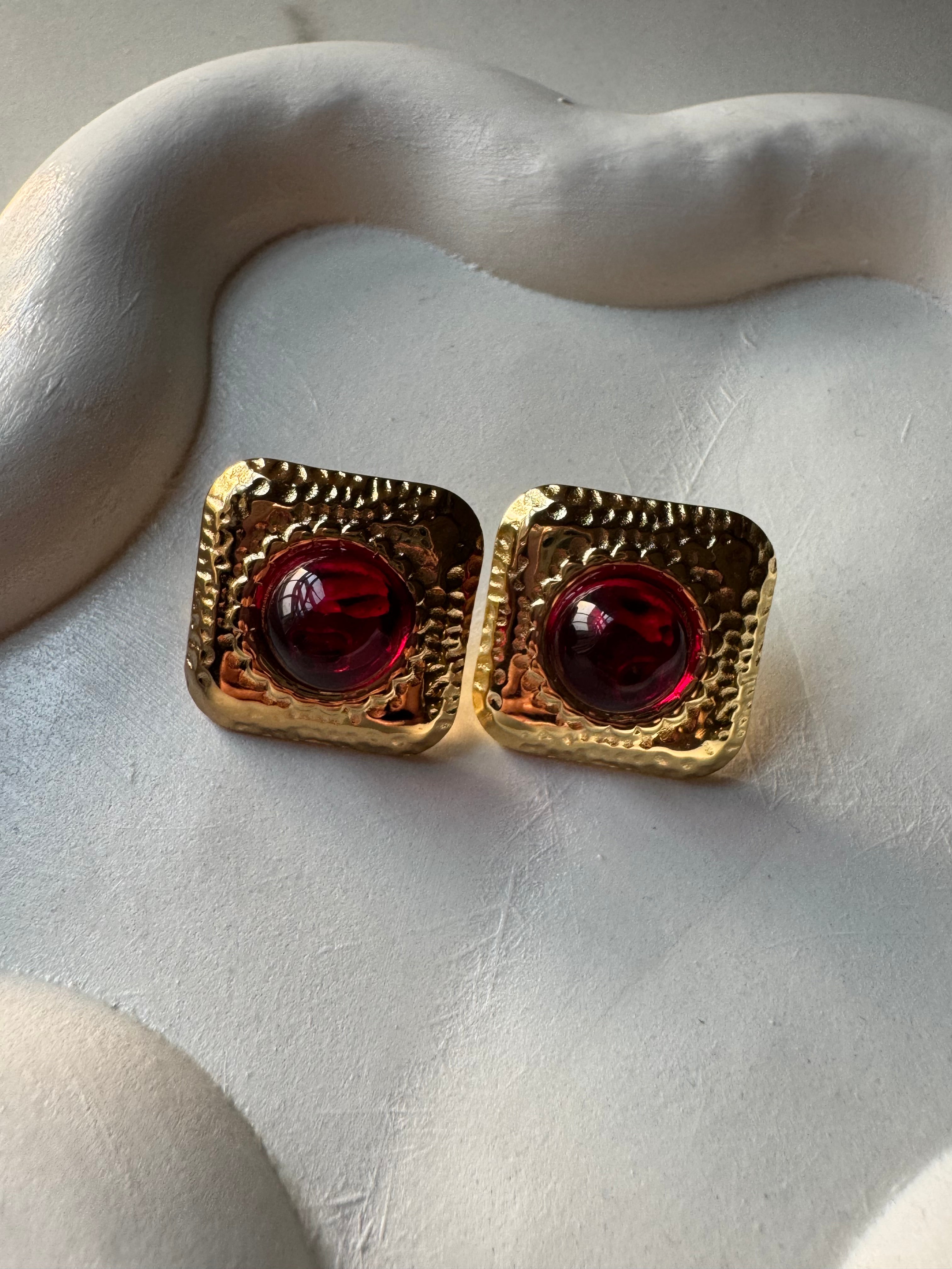 NightFall - Gold & Brownish Maroon