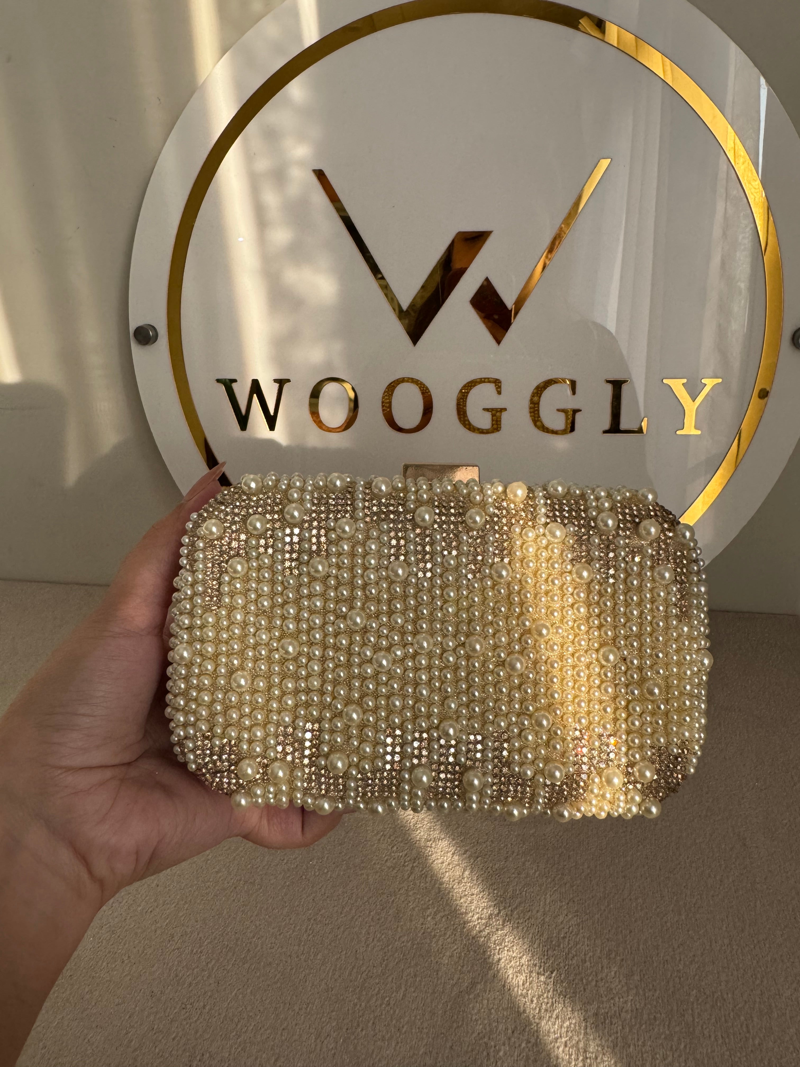 Regal Pearl Clutch