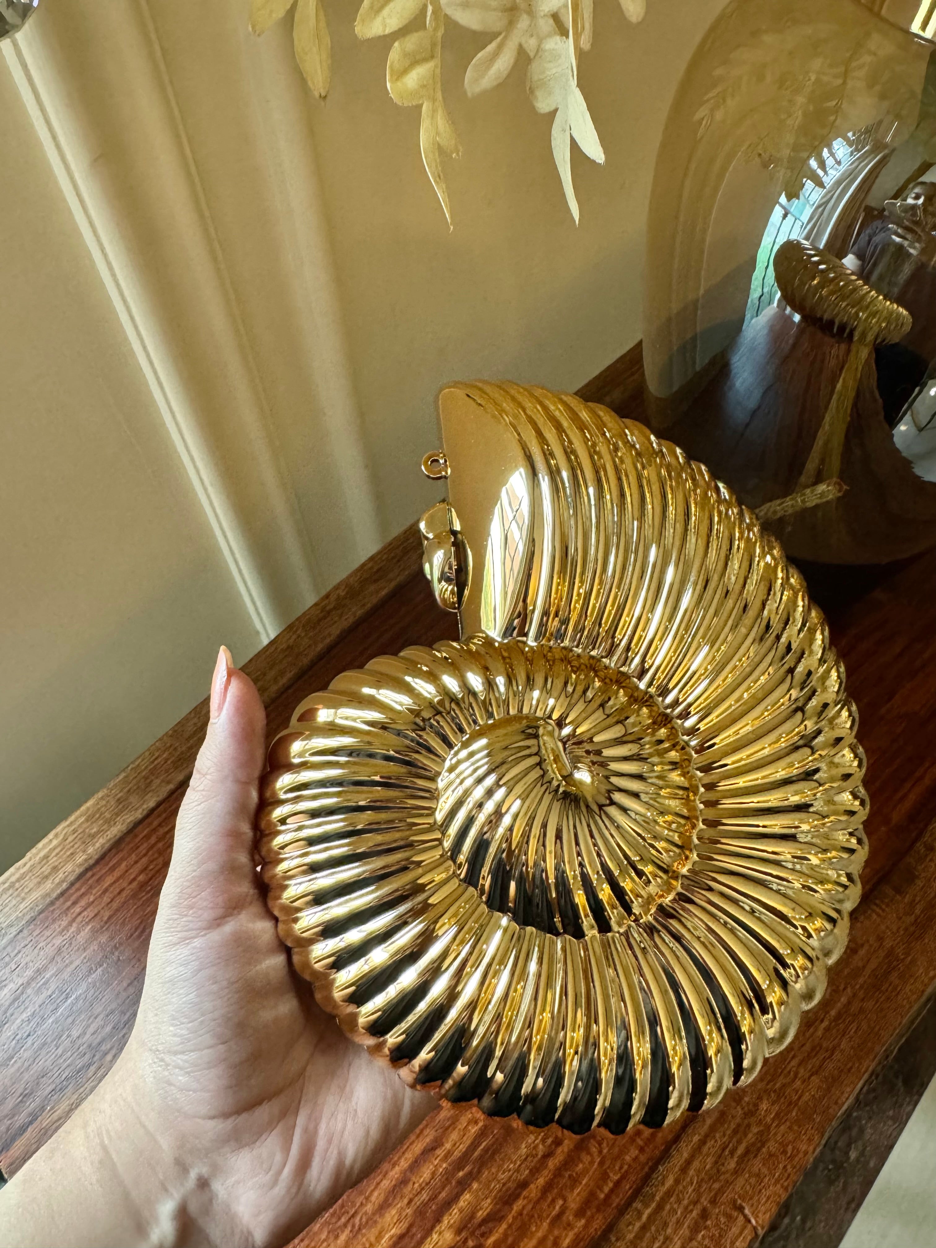 Shell Clutch with Gold Chain - BIG SIZE