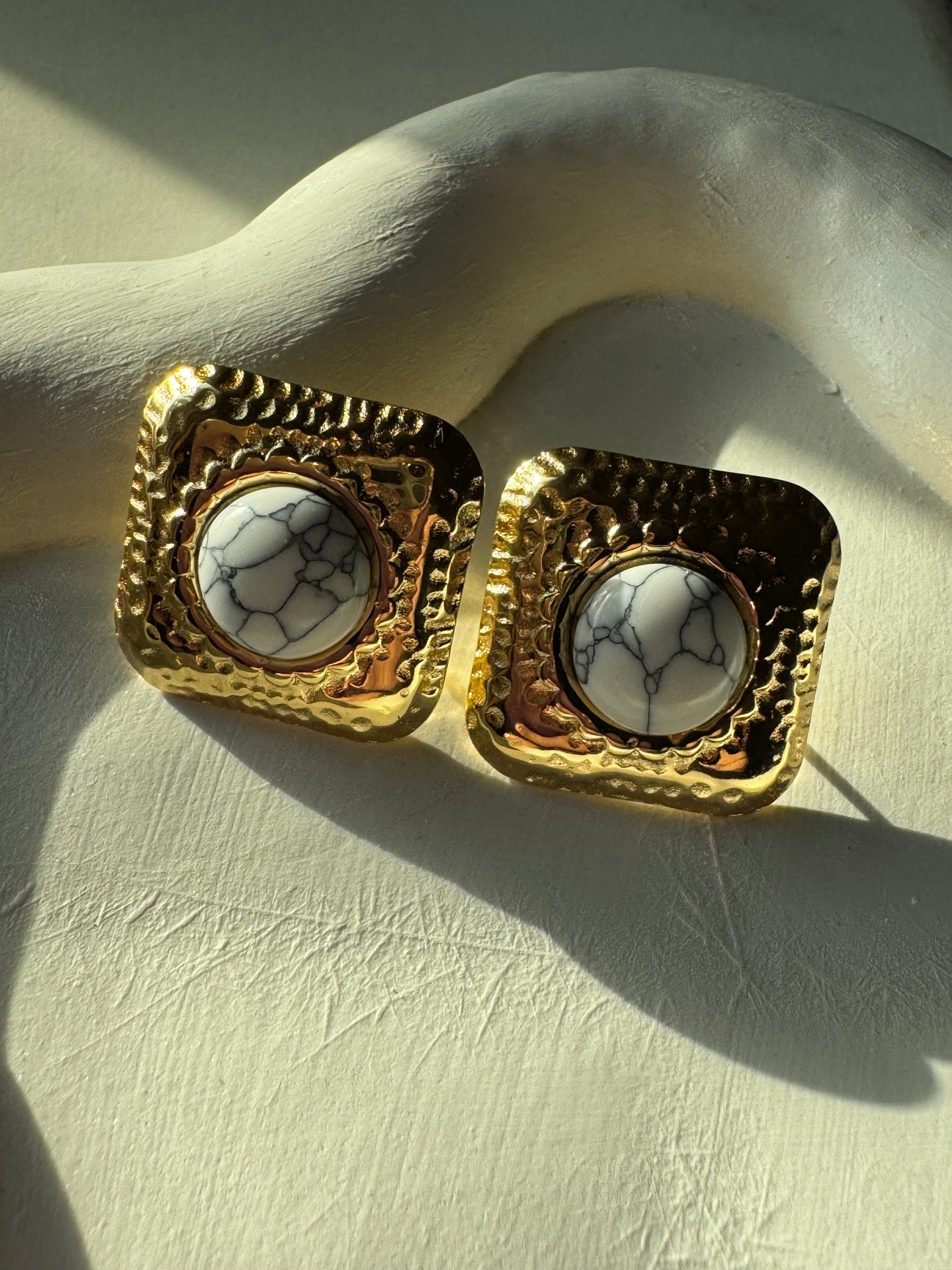 NightFall - Gold & Marble