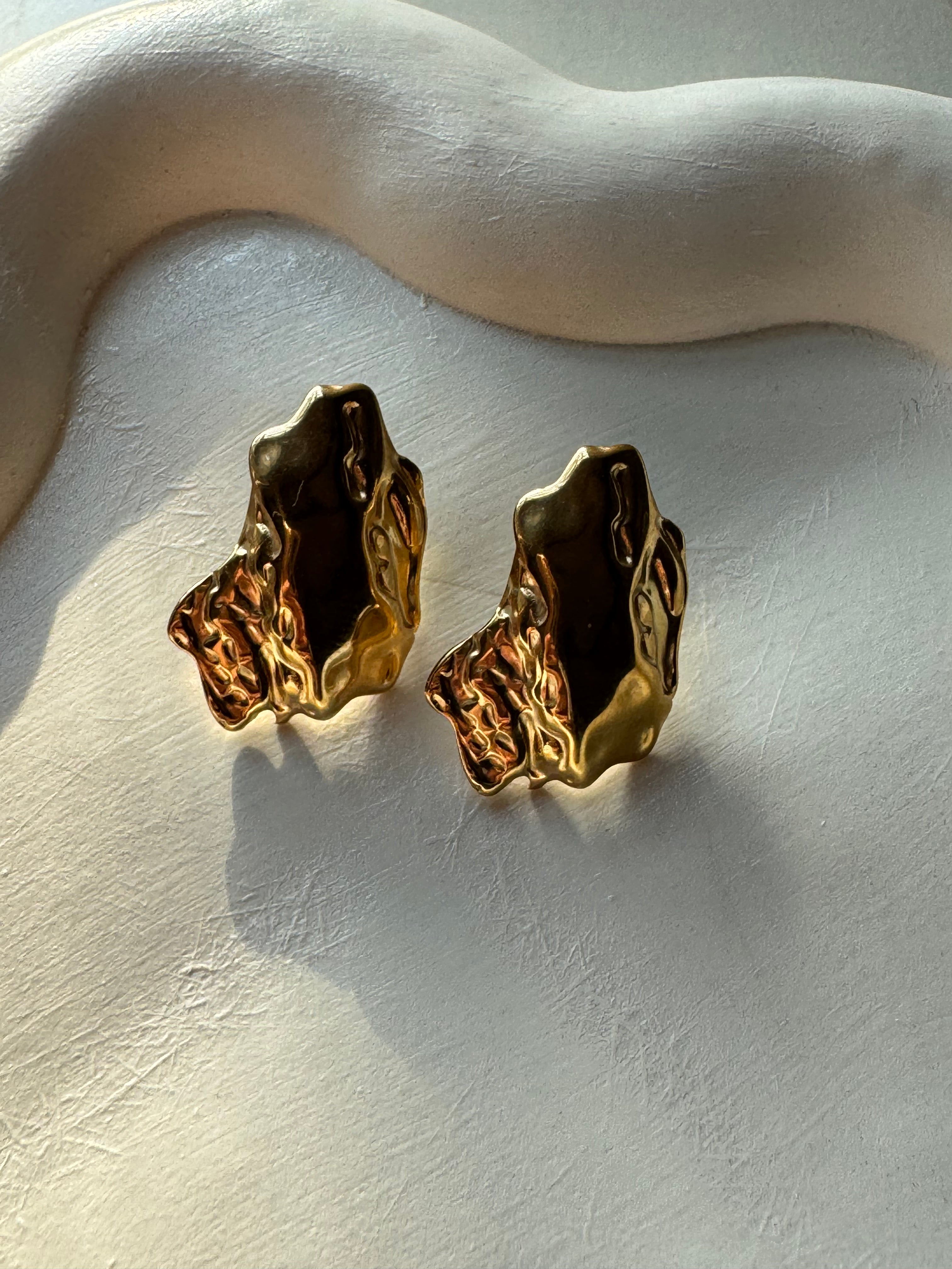 Radiant Majesty Earrings - 18K Gold Plated