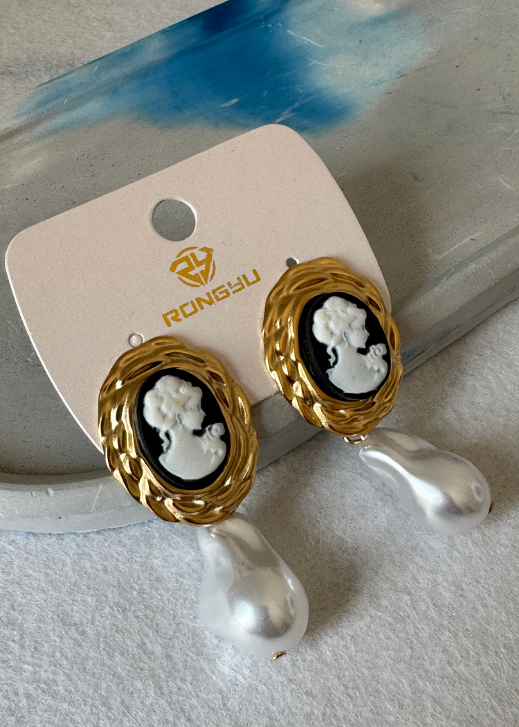 Lady Boss Earrings