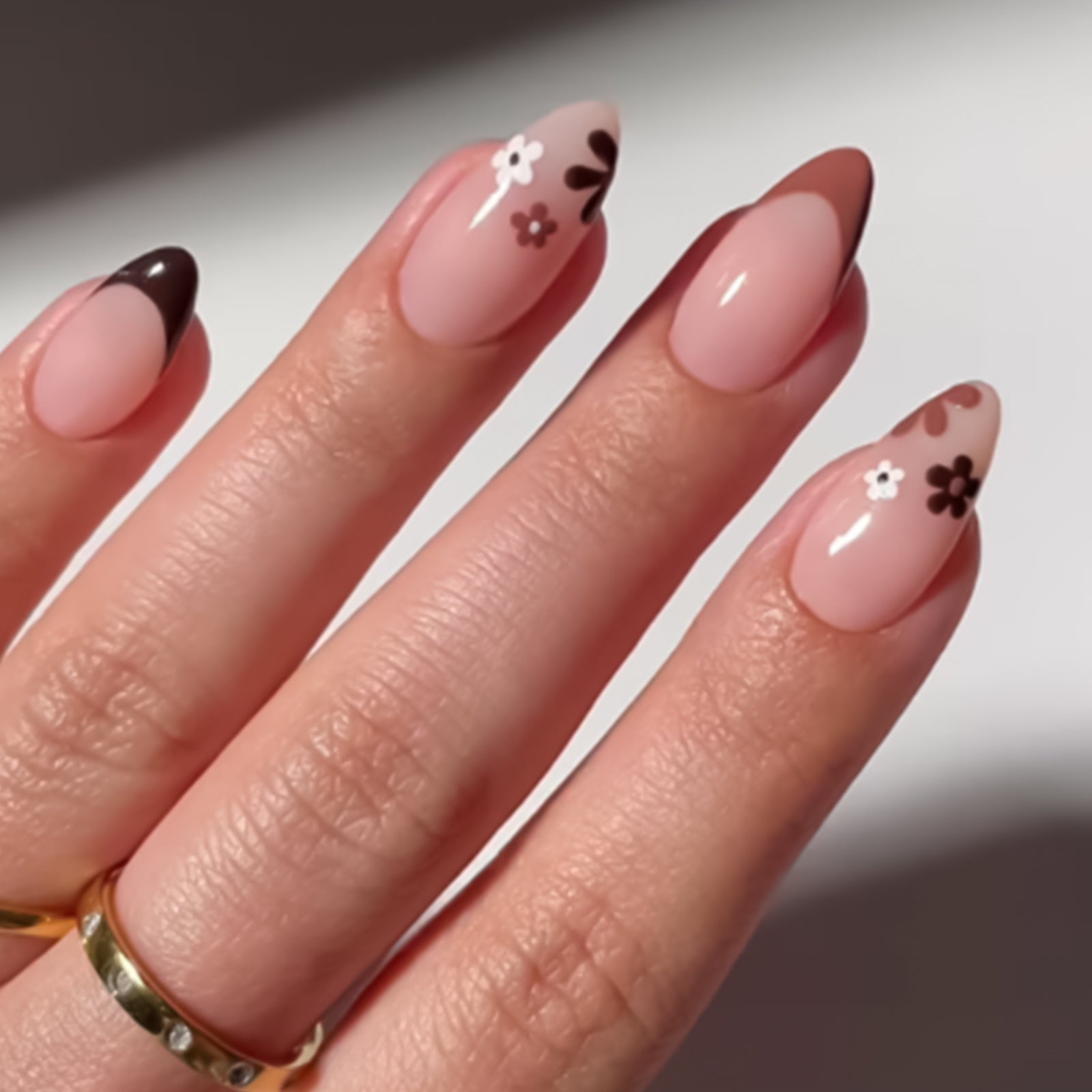 Pink Beauty Press On Nails - 24 Pieces Complete Kit