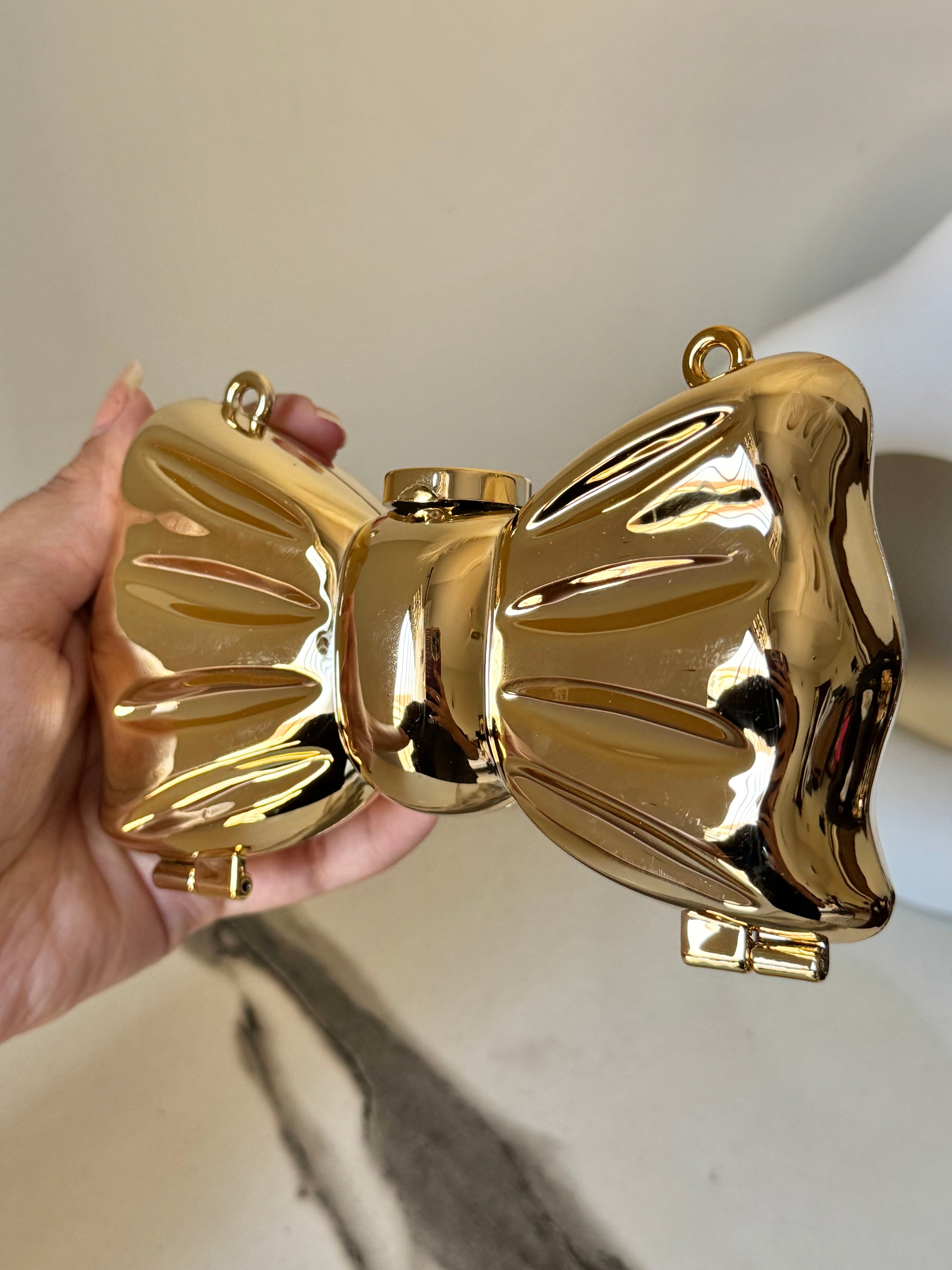 Bow Clutch - Gold with Chain