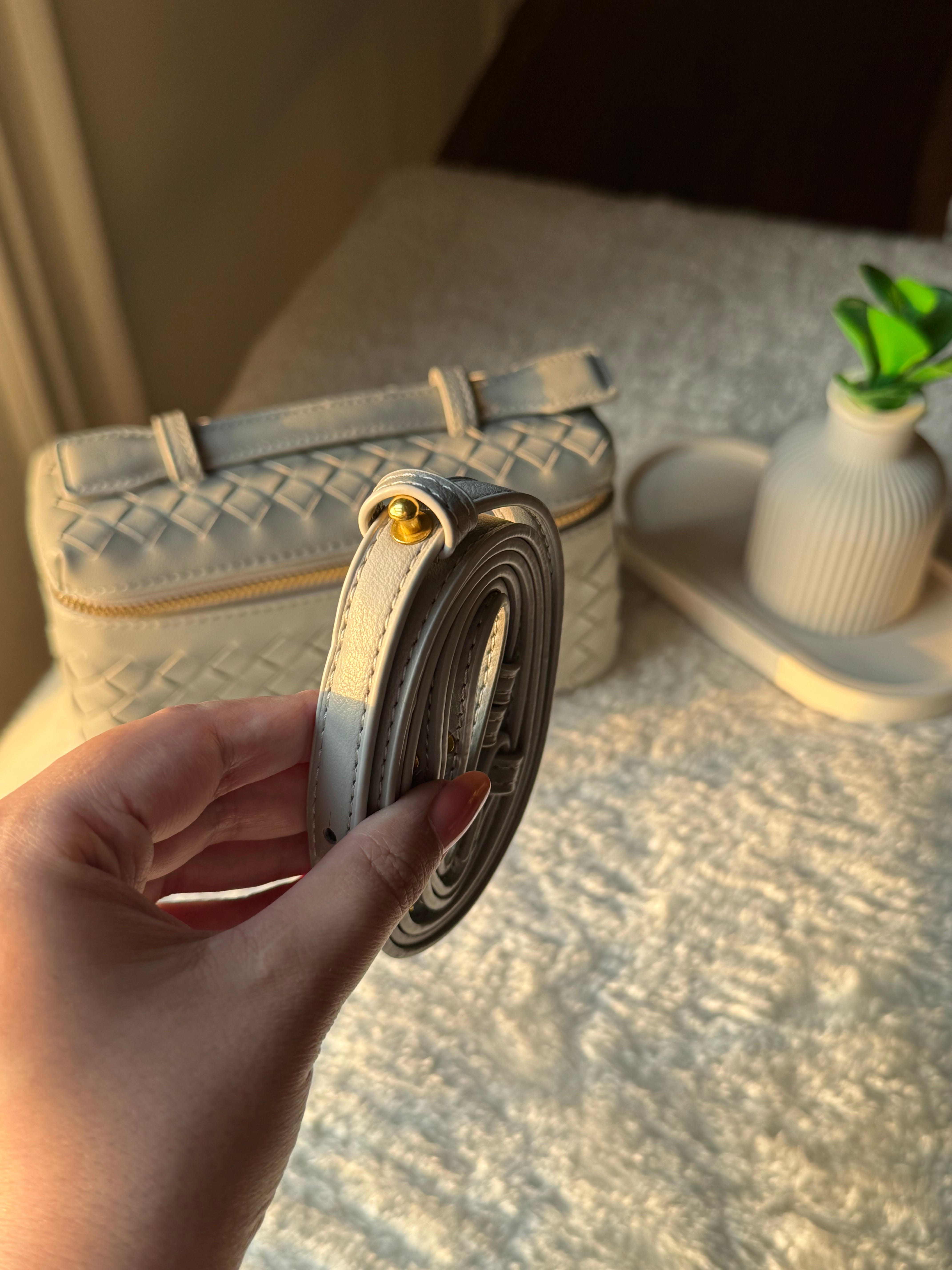 JW Pie Woven Bag with Long Strap (Light Grey)