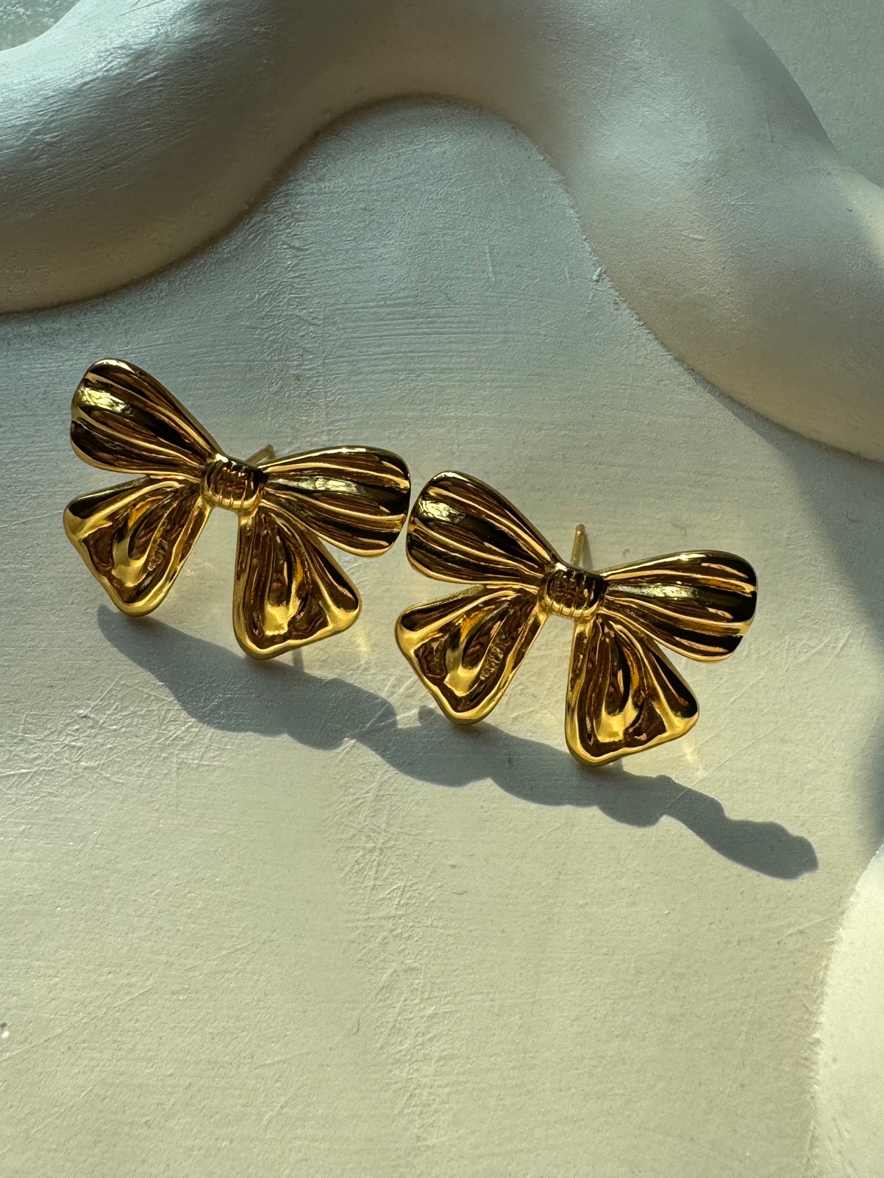 Whispering Bows - 18K Gold Plated