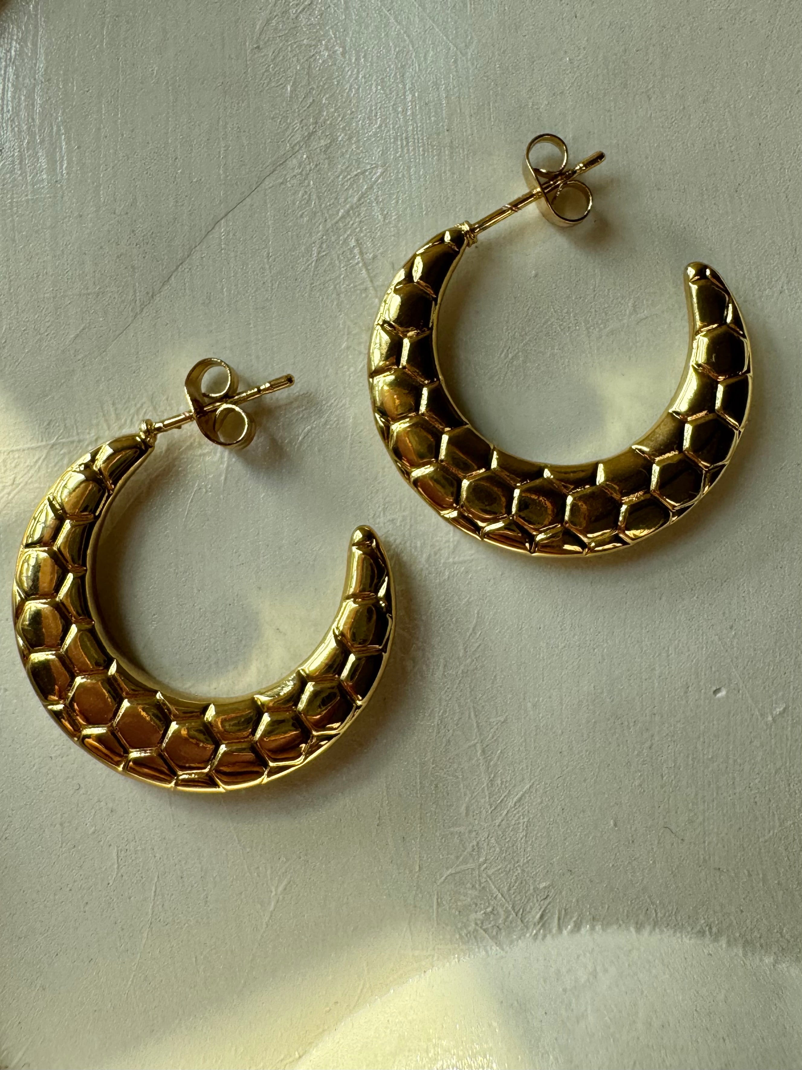 Diva Hoops - 18K Gold Plated