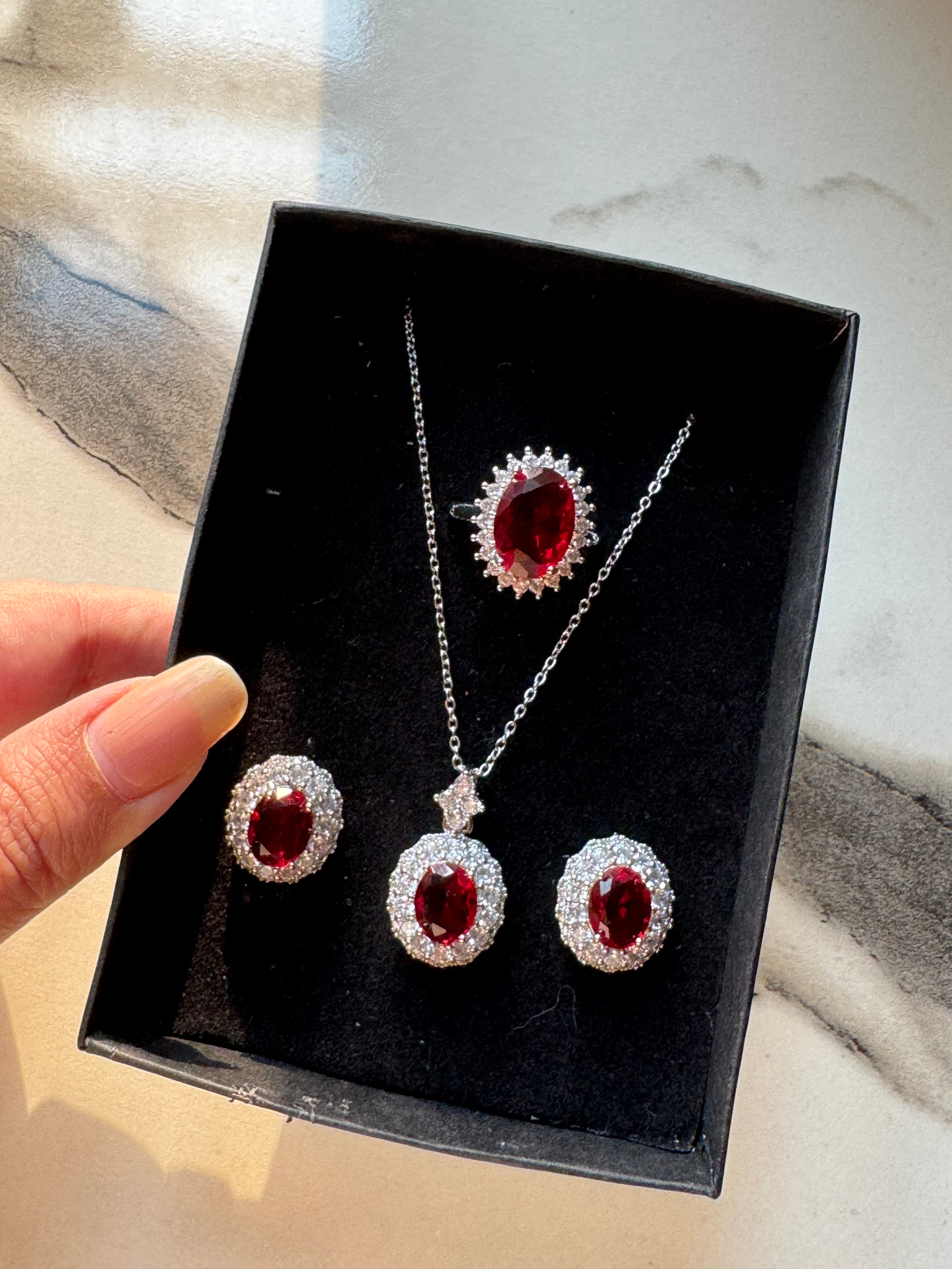Magenta Pink Set with Ring